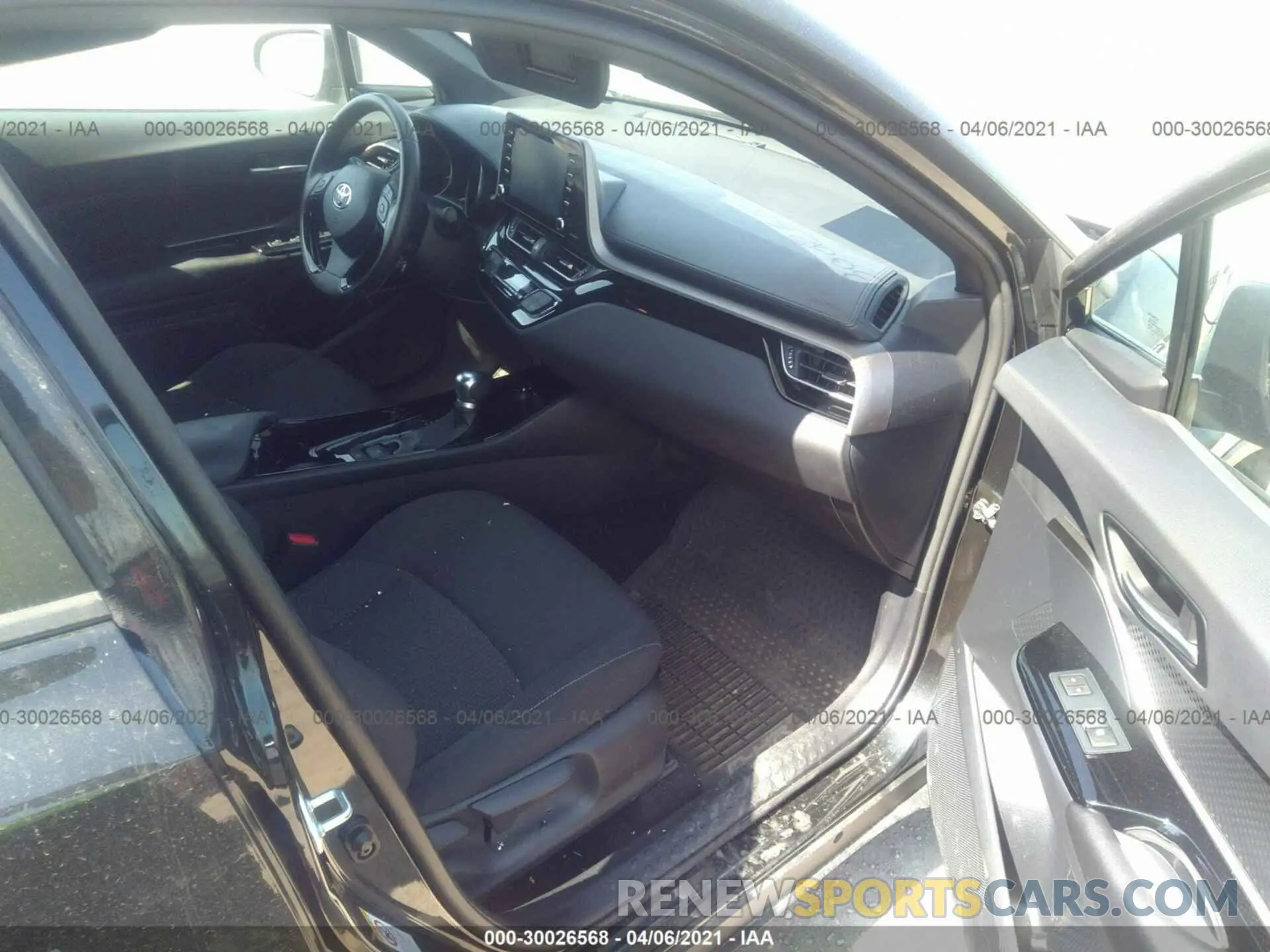 5 Photograph of a damaged car NMTKHMBX8KR073120 TOYOTA C-HR 2019