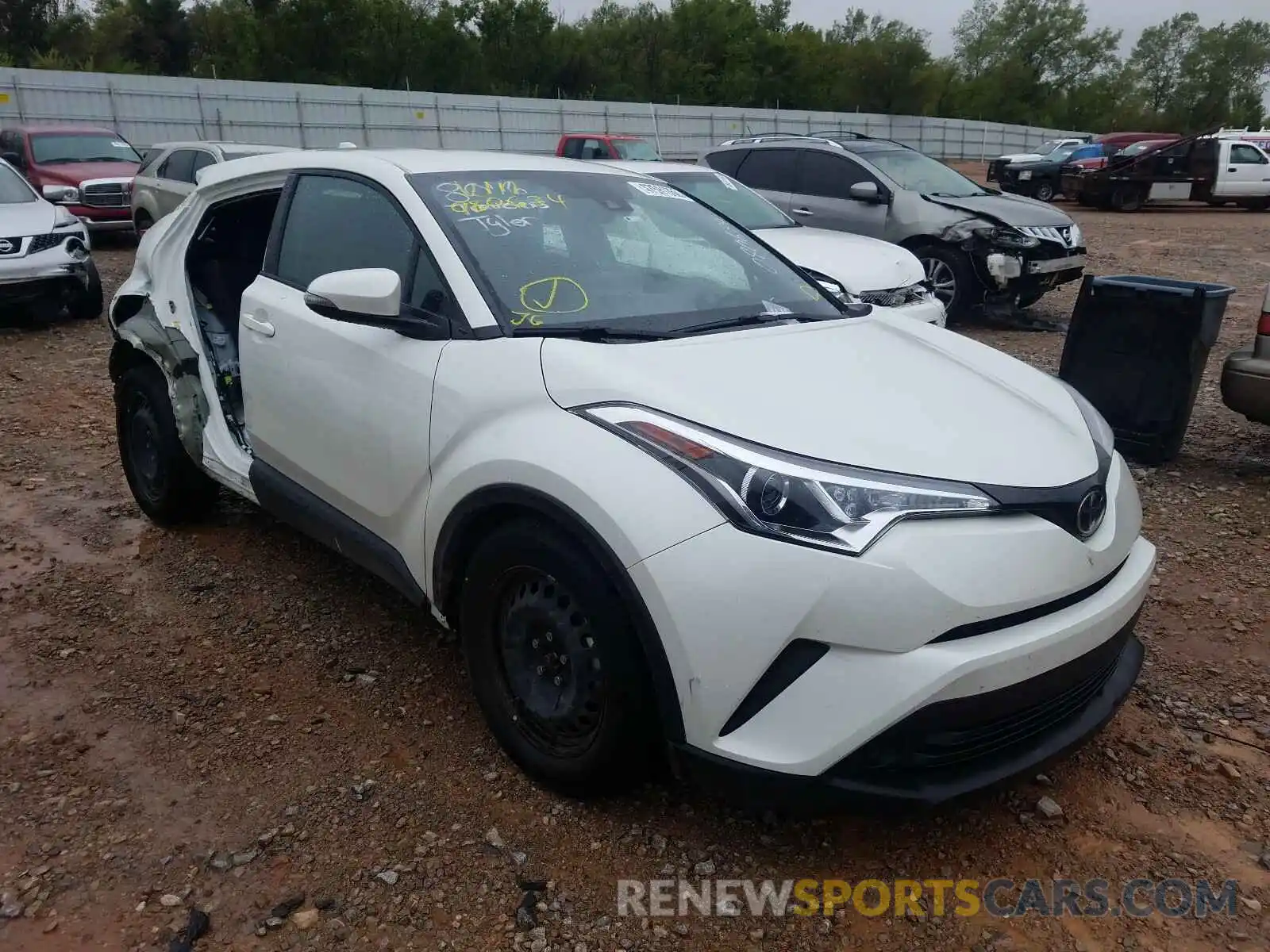 1 Photograph of a damaged car NMTKHMBX8KR080634 TOYOTA C-HR 2019