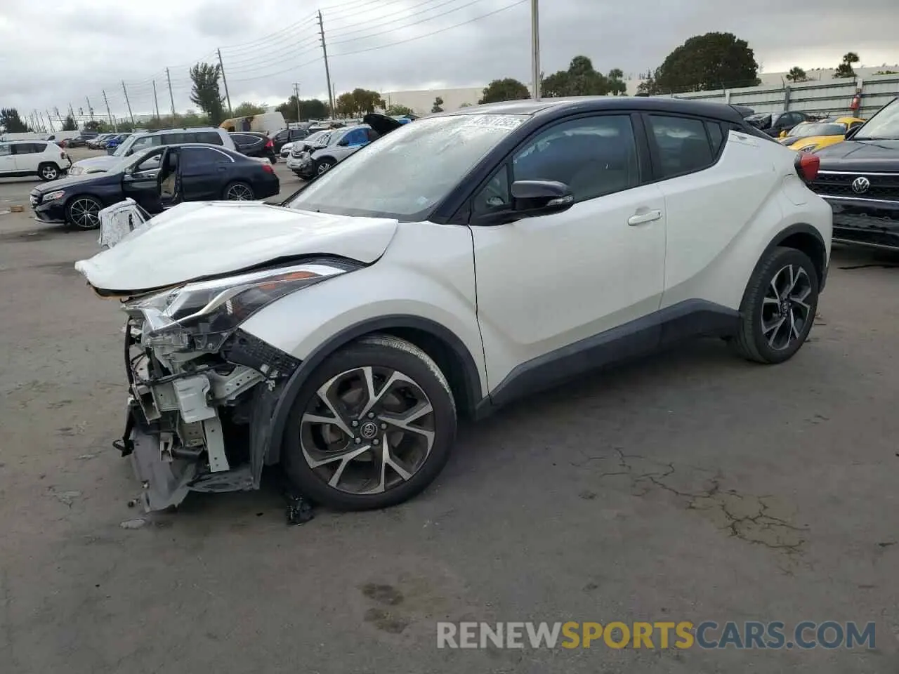 1 Photograph of a damaged car NMTKHMBX8KR084750 TOYOTA C-HR 2019