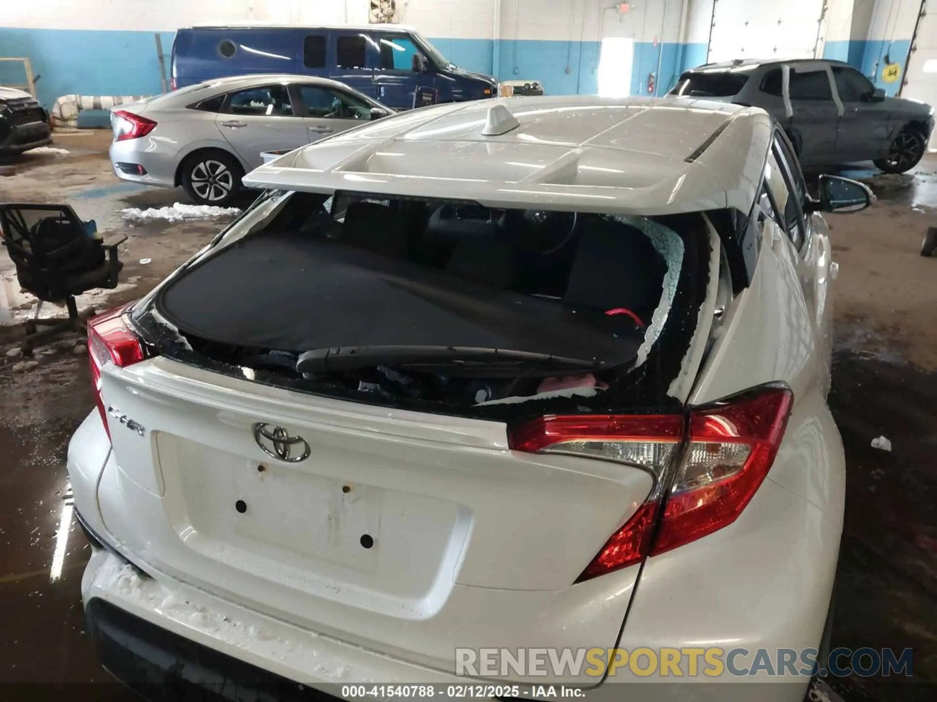 6 Photograph of a damaged car NMTKHMBX8KR087809 TOYOTA C-HR 2019