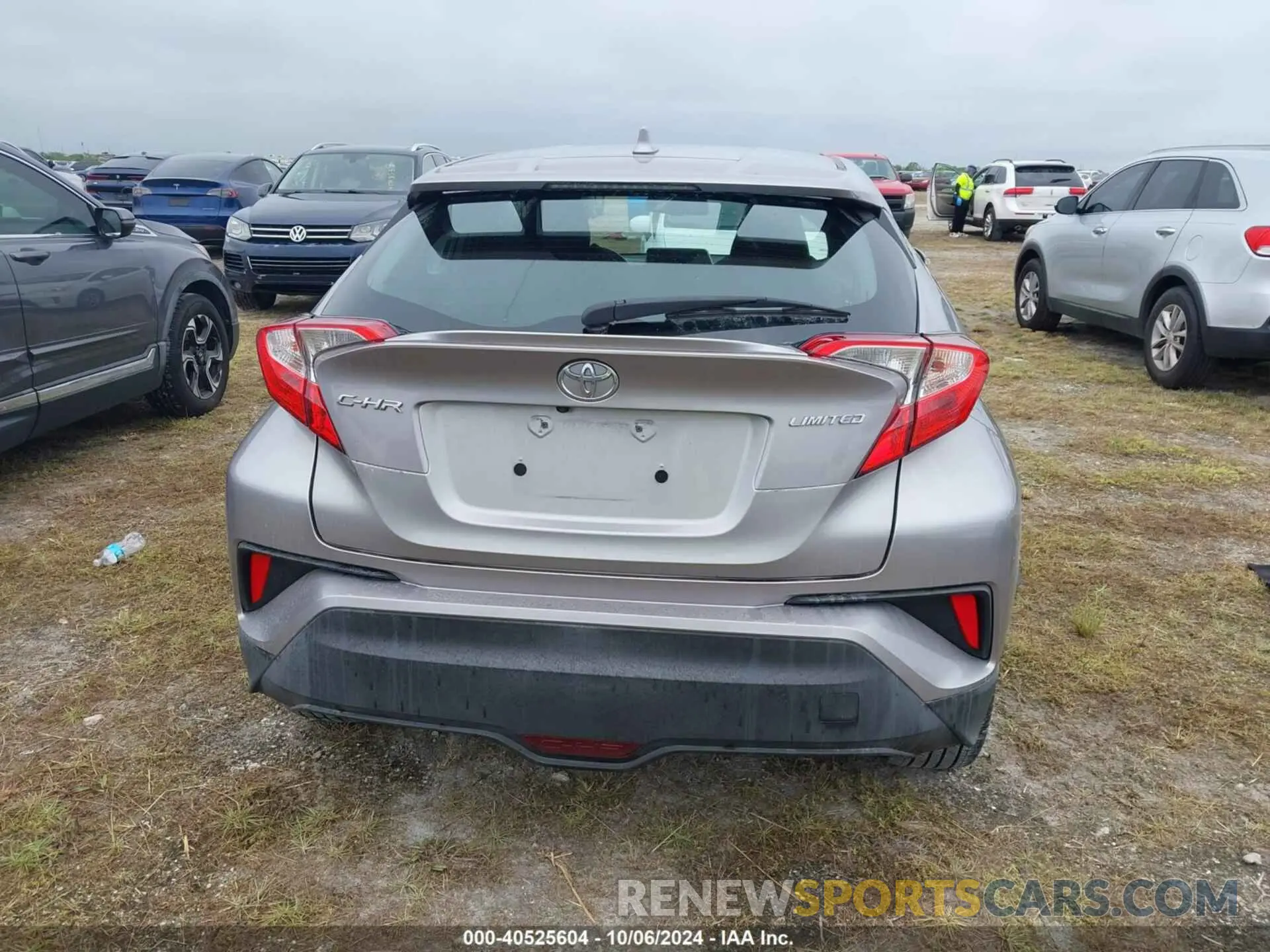 16 Photograph of a damaged car NMTKHMBX8KR089673 TOYOTA C-HR 2019