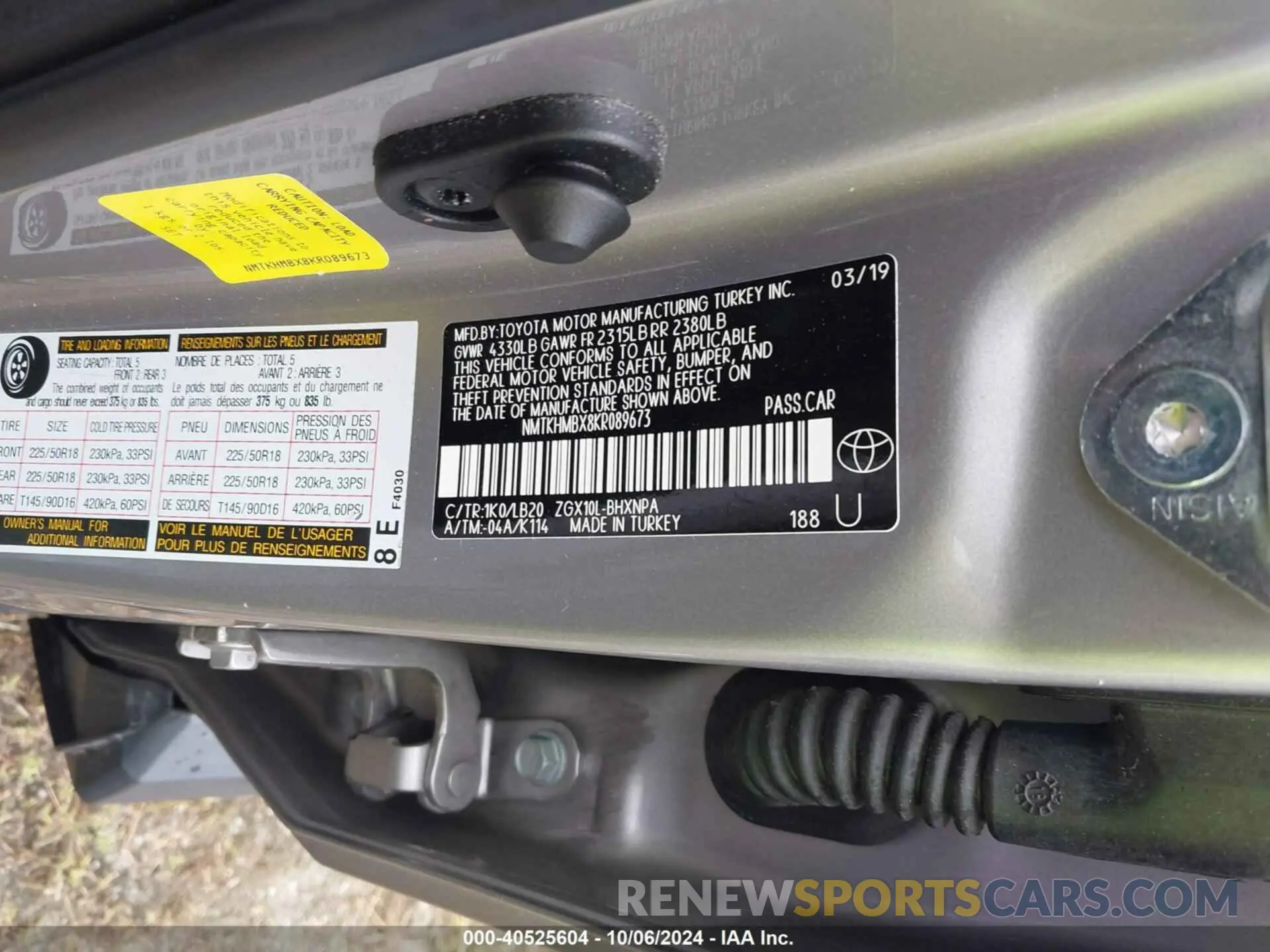 9 Photograph of a damaged car NMTKHMBX8KR089673 TOYOTA C-HR 2019