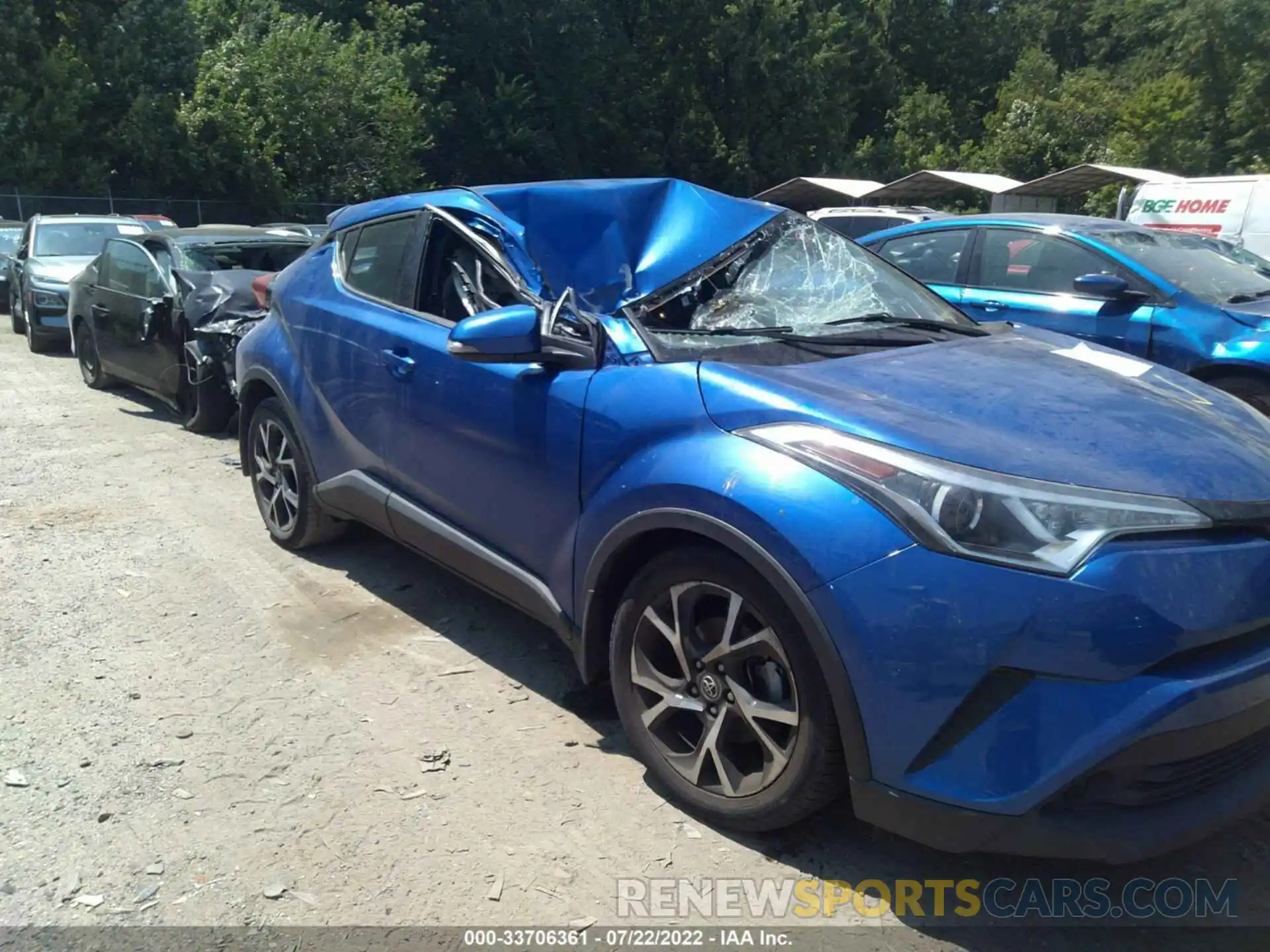 1 Photograph of a damaged car NMTKHMBX8KR093450 TOYOTA C-HR 2019