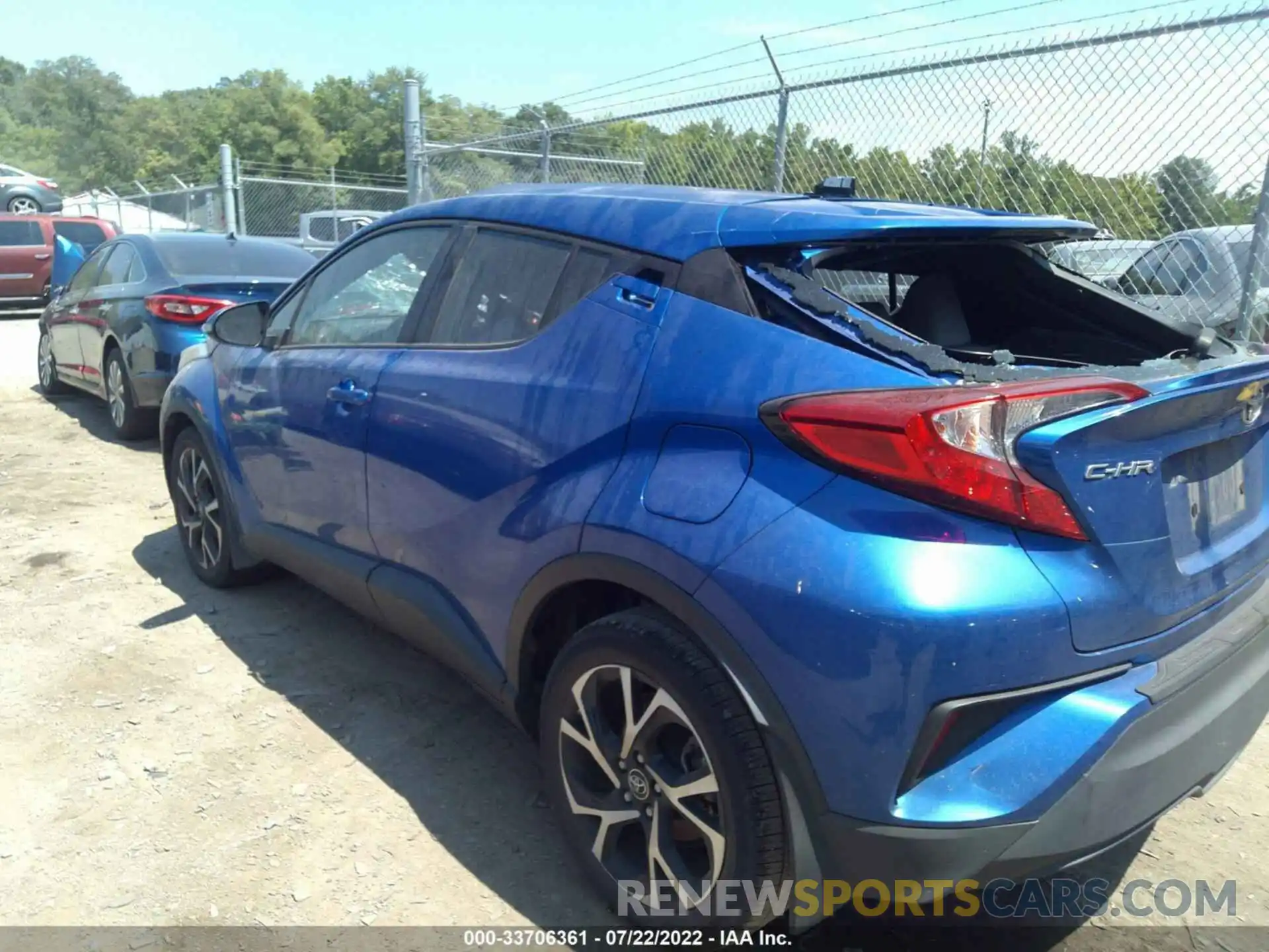 3 Photograph of a damaged car NMTKHMBX8KR093450 TOYOTA C-HR 2019