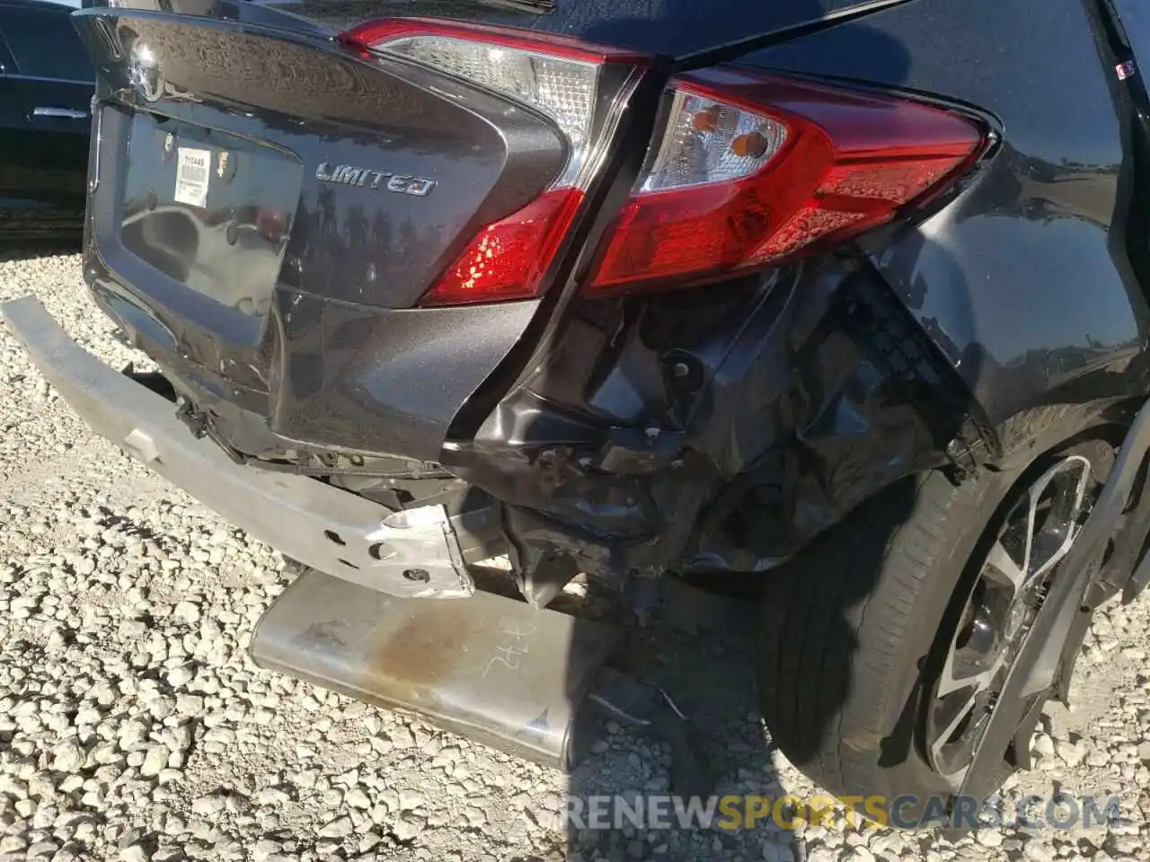 9 Photograph of a damaged car NMTKHMBX9KR069349 TOYOTA C-HR 2019