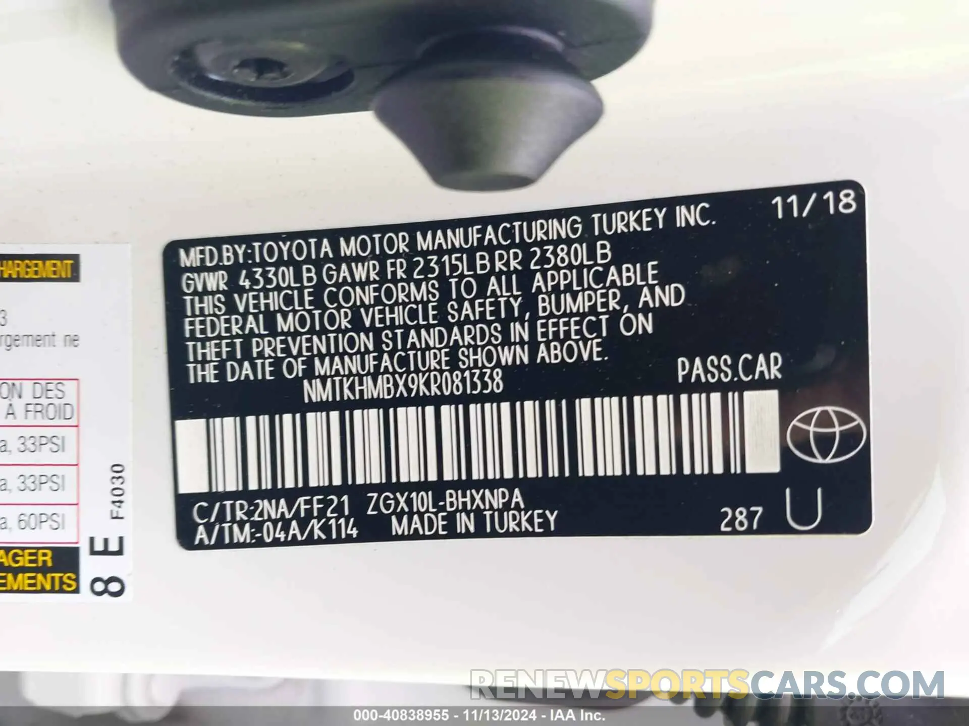 9 Photograph of a damaged car NMTKHMBX9KR081338 TOYOTA C-HR 2019