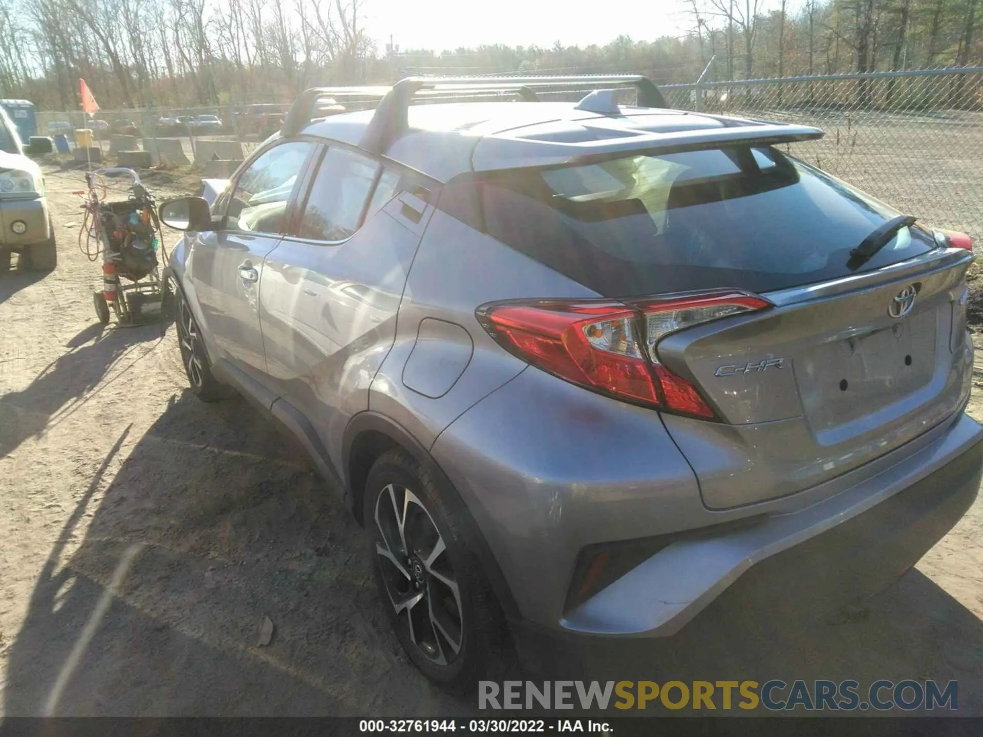3 Photograph of a damaged car NMTKHMBX9KR083400 TOYOTA C-HR 2019