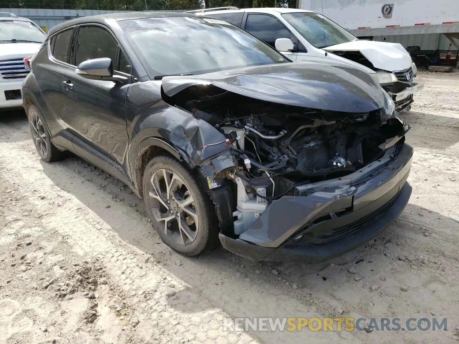 1 Photograph of a damaged car NMTKHMBX9KR083462 TOYOTA C-HR 2019