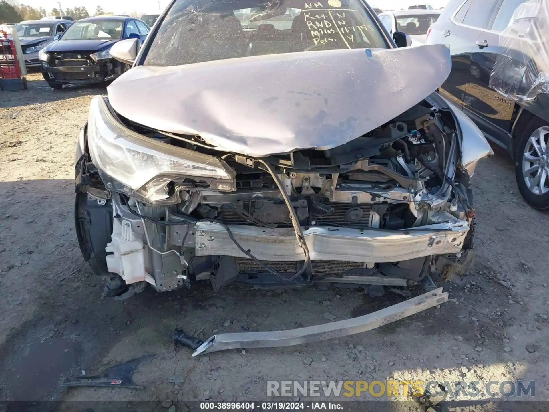 18 Photograph of a damaged car NMTKHMBX9KR086359 TOYOTA C-HR 2019