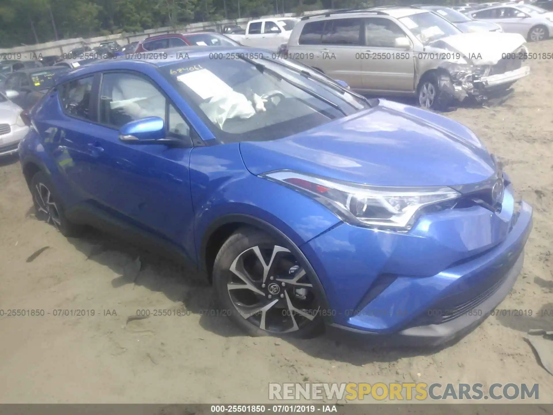 1 Photograph of a damaged car NMTKHMBX9KR091075 TOYOTA C-HR 2019