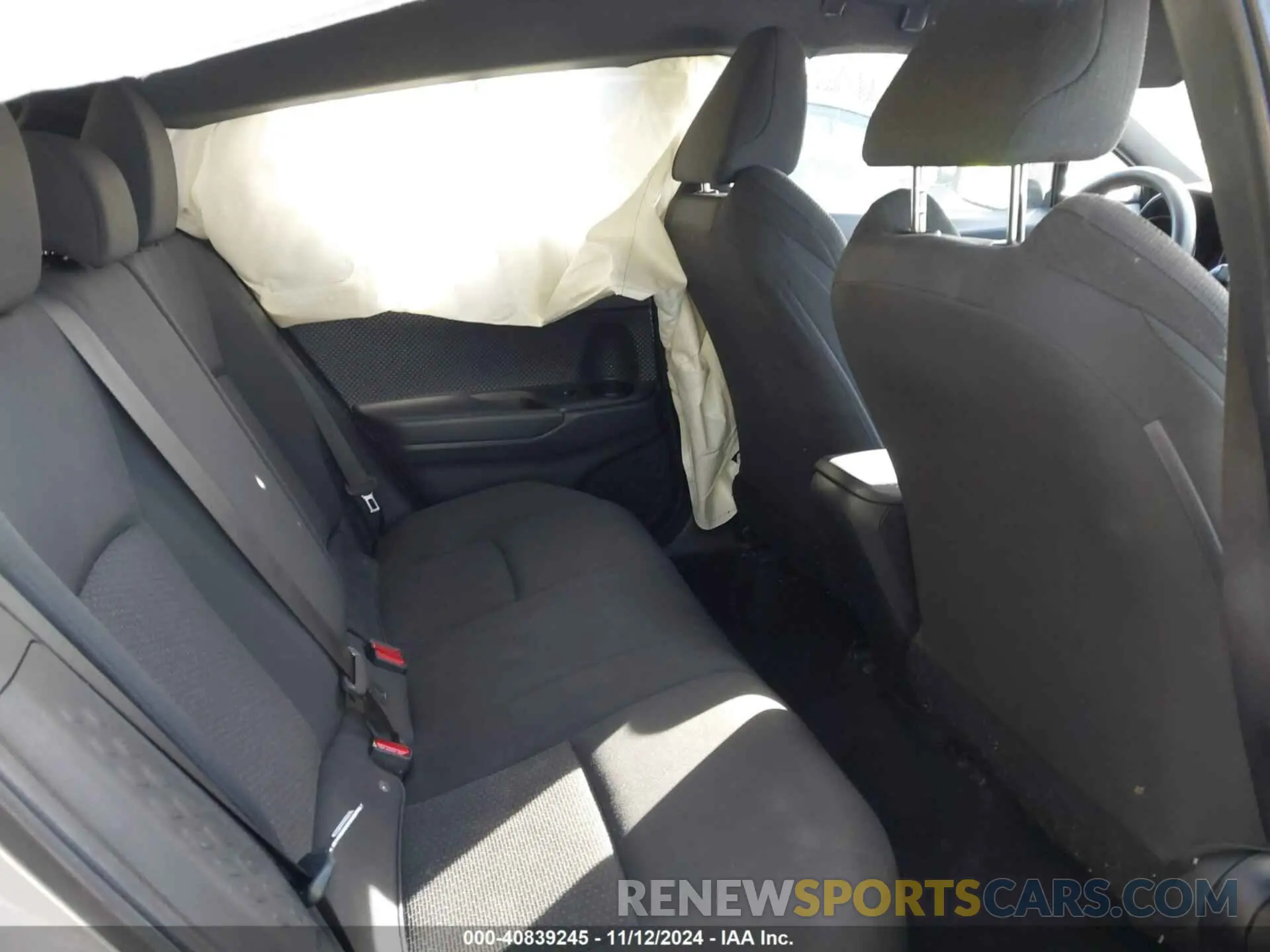 8 Photograph of a damaged car NMTKHMBXXKR068145 TOYOTA C-HR 2019