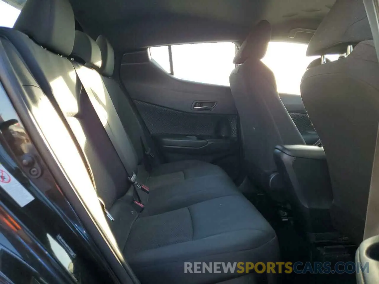 11 Photograph of a damaged car NMTKHMBXXKR076245 TOYOTA C-HR 2019