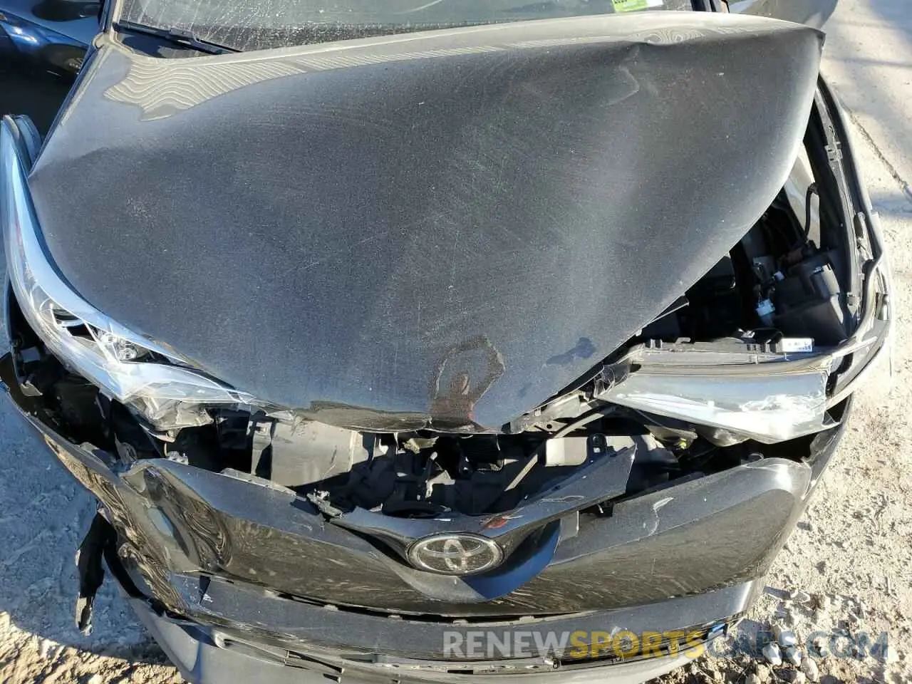 12 Photograph of a damaged car NMTKHMBXXKR076245 TOYOTA C-HR 2019