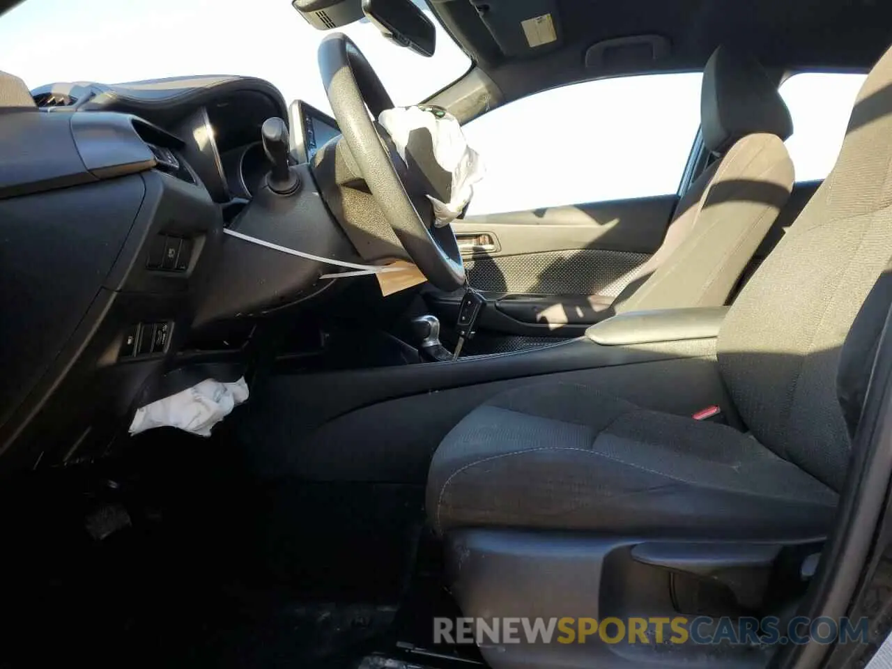 7 Photograph of a damaged car NMTKHMBXXKR076245 TOYOTA C-HR 2019