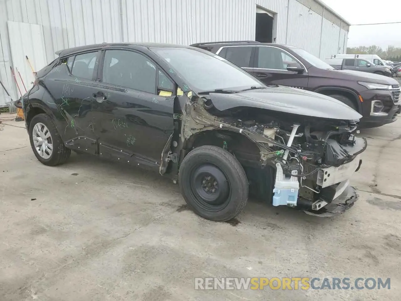 4 Photograph of a damaged car NMTKHMBXXKR076410 TOYOTA C-HR 2019