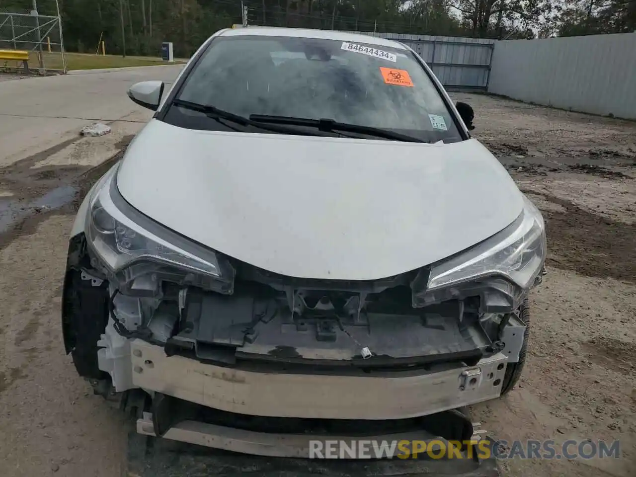 5 Photograph of a damaged car NMTKHMBXXKR082319 TOYOTA C-HR 2019