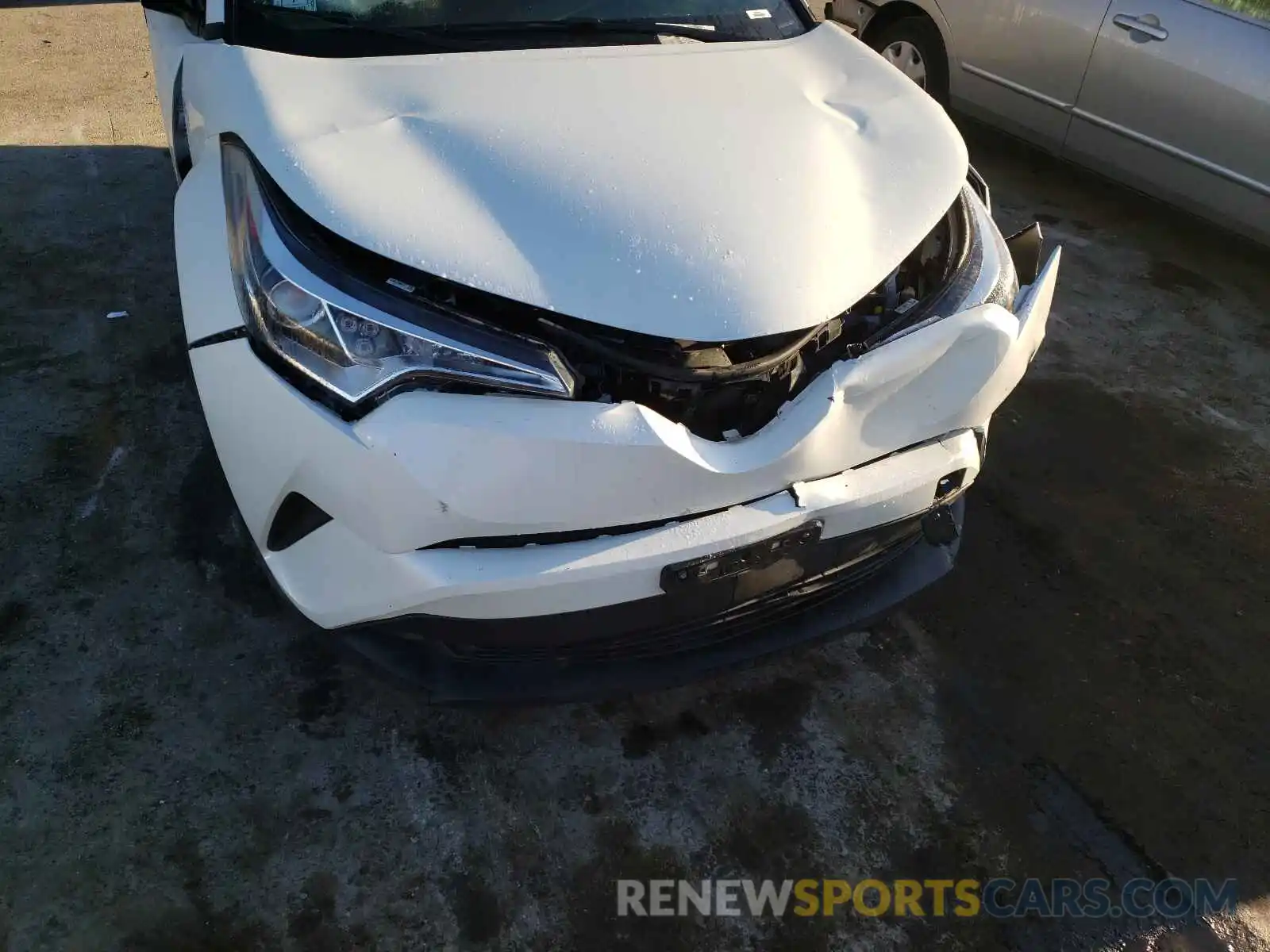 9 Photograph of a damaged car NMTKHMBXXKR082532 TOYOTA C-HR 2019