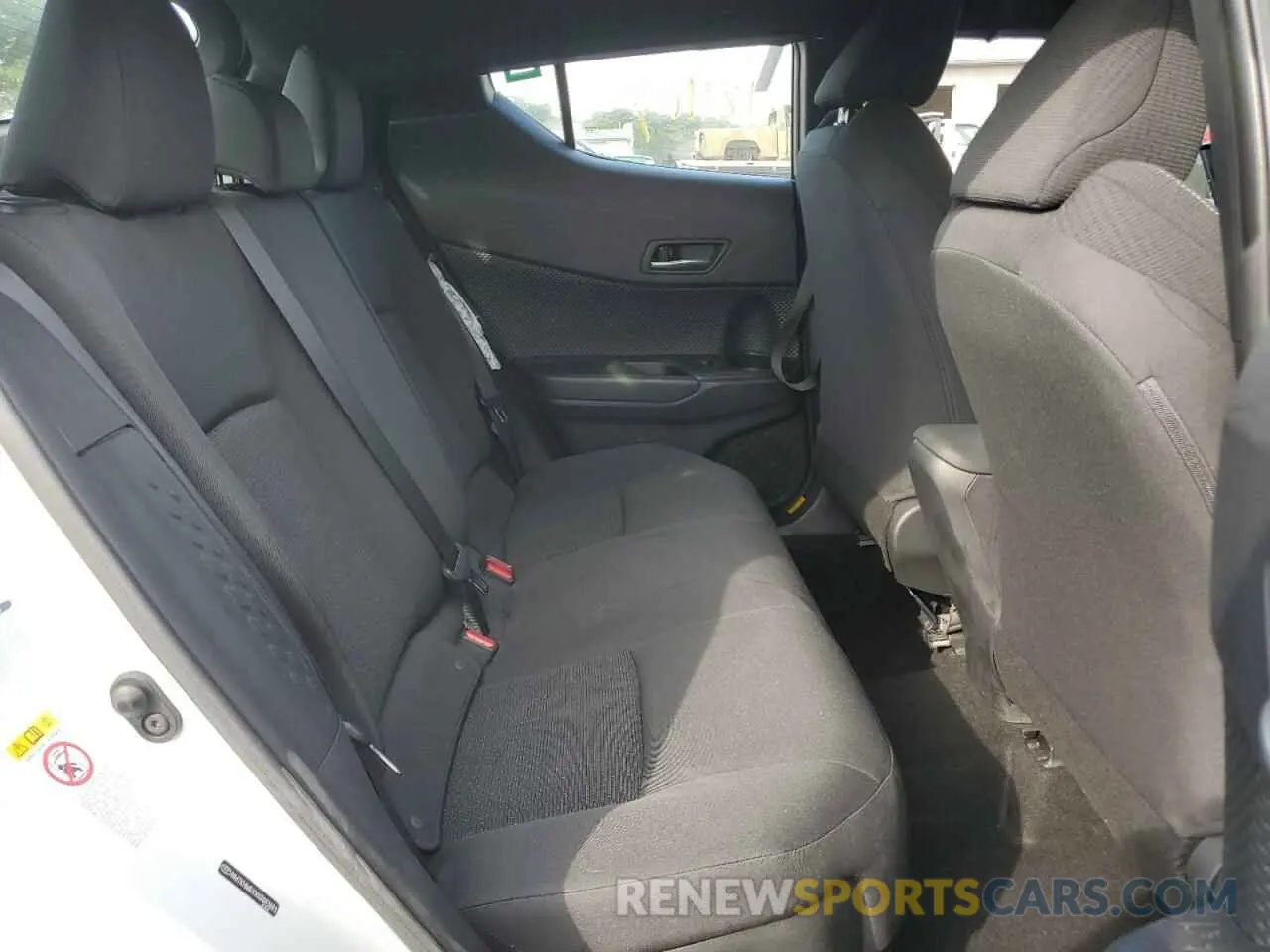 6 Photograph of a damaged car NMTKHMBXXKR083003 TOYOTA C-HR 2019