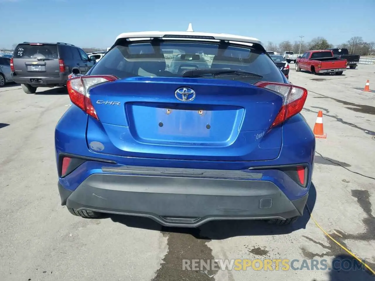 6 Photograph of a damaged car NMTKHMBXXKR083695 TOYOTA C-HR 2019
