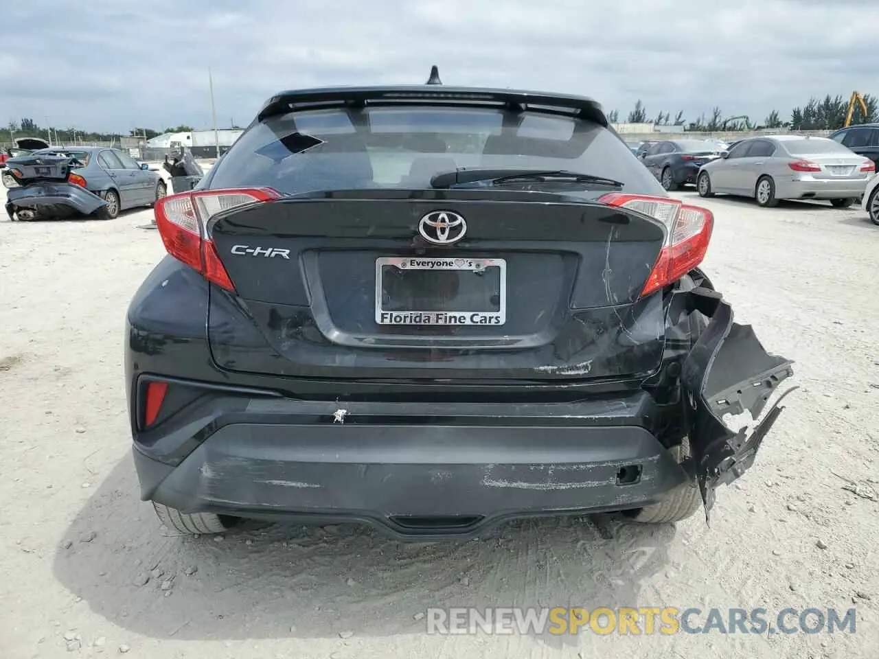 6 Photograph of a damaged car NMTKHMBXXKR092820 TOYOTA C-HR 2019