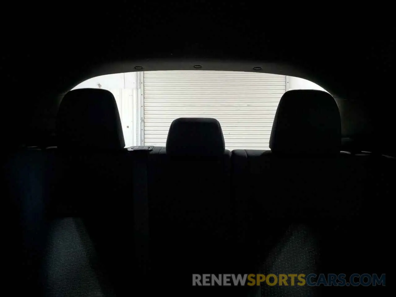 10 Photograph of a damaged car NMTKHMBXXKR095619 TOYOTA C-HR 2019
