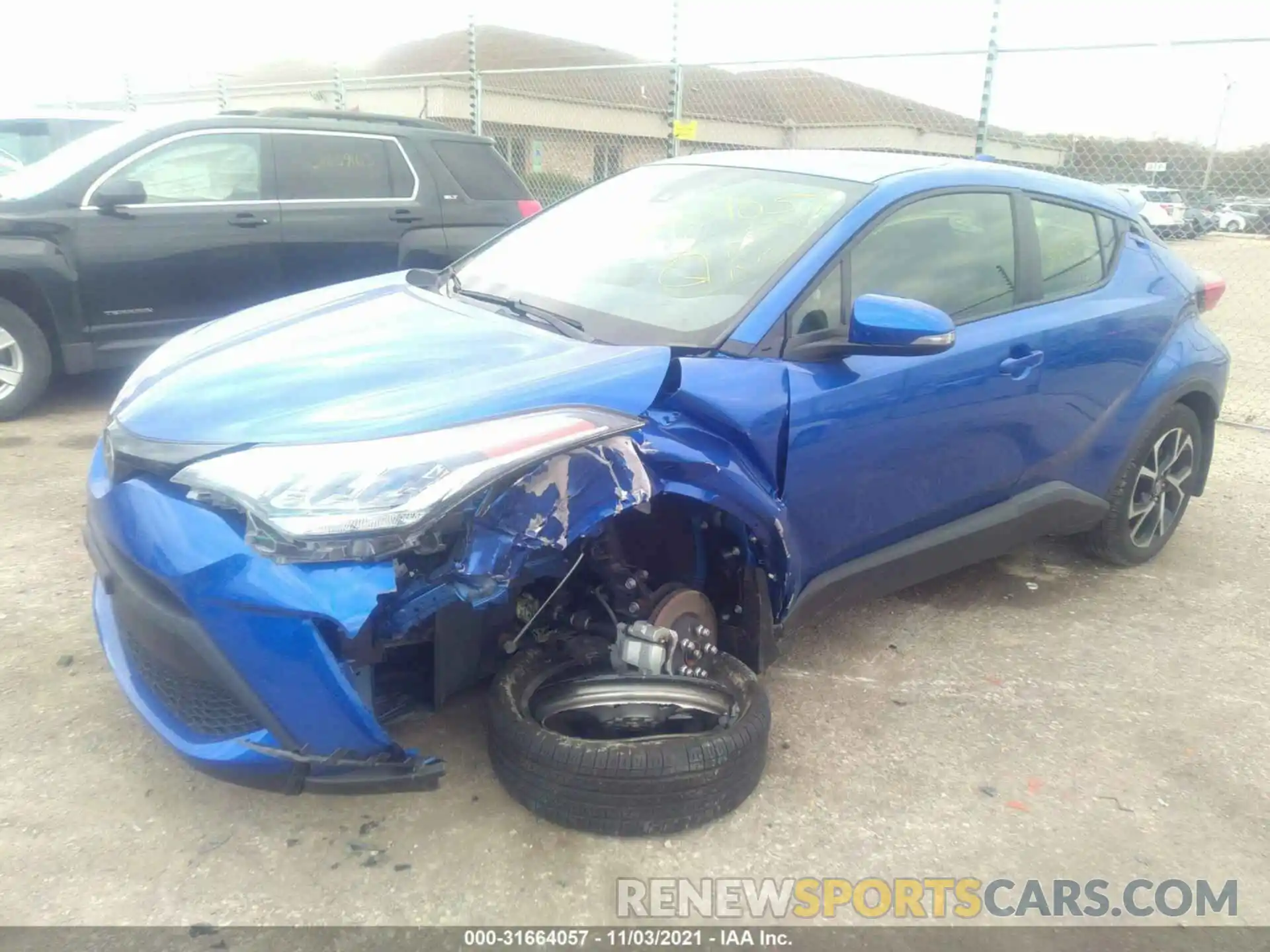 2 Photograph of a damaged car JTNKHMBX0L1065704 TOYOTA C-HR 2020