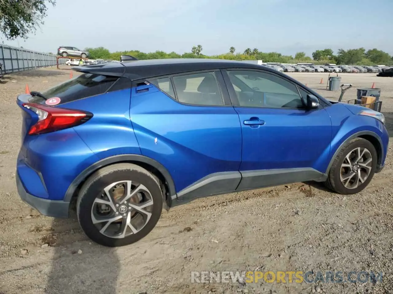 3 Photograph of a damaged car JTNKHMBX0L1068750 TOYOTA C-HR 2020