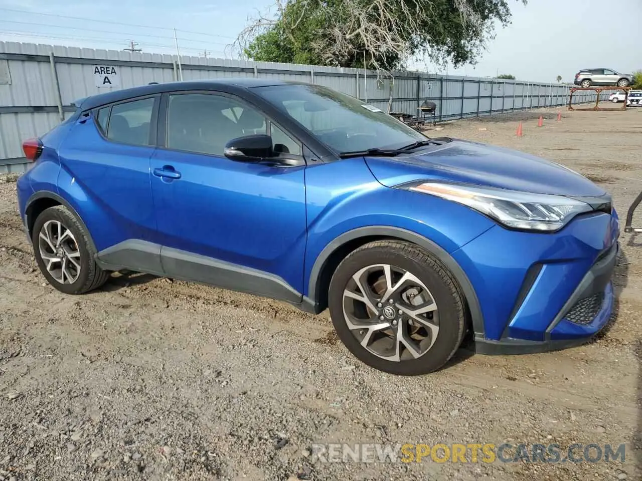 4 Photograph of a damaged car JTNKHMBX0L1068750 TOYOTA C-HR 2020