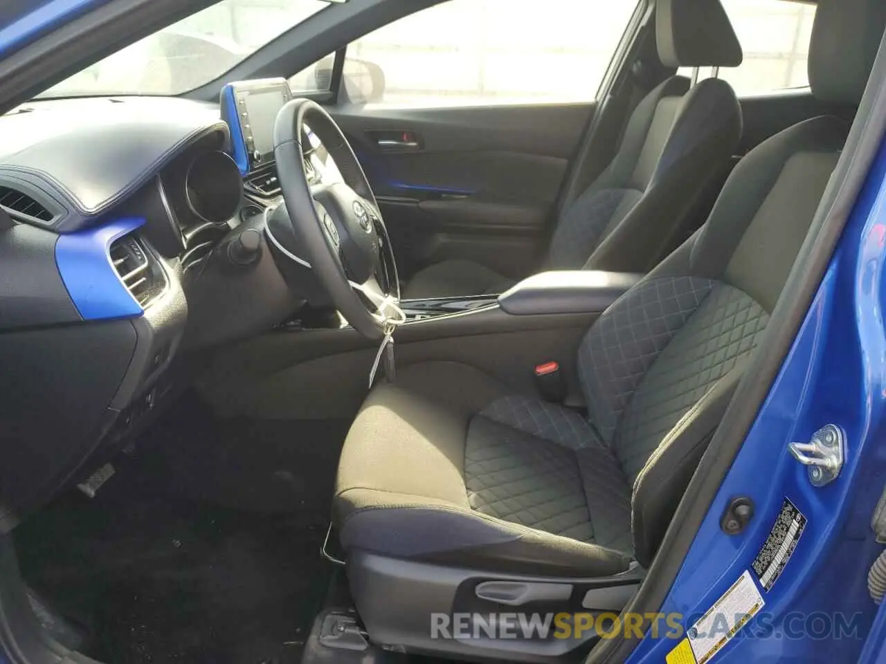 7 Photograph of a damaged car JTNKHMBX0L1068750 TOYOTA C-HR 2020