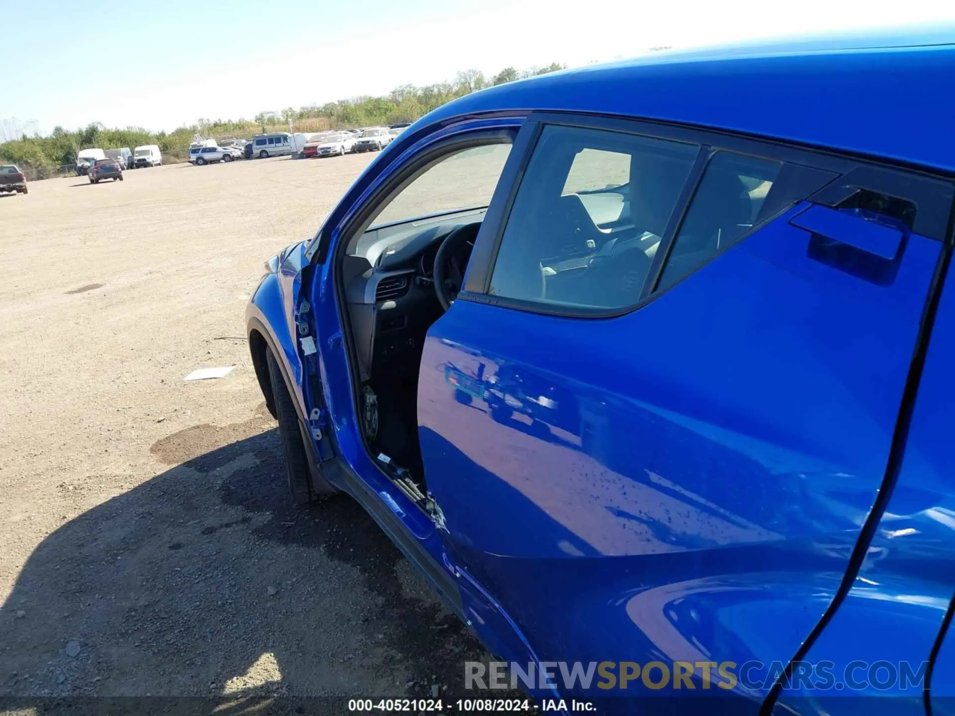 15 Photograph of a damaged car JTNKHMBX0L1069431 TOYOTA C-HR 2020