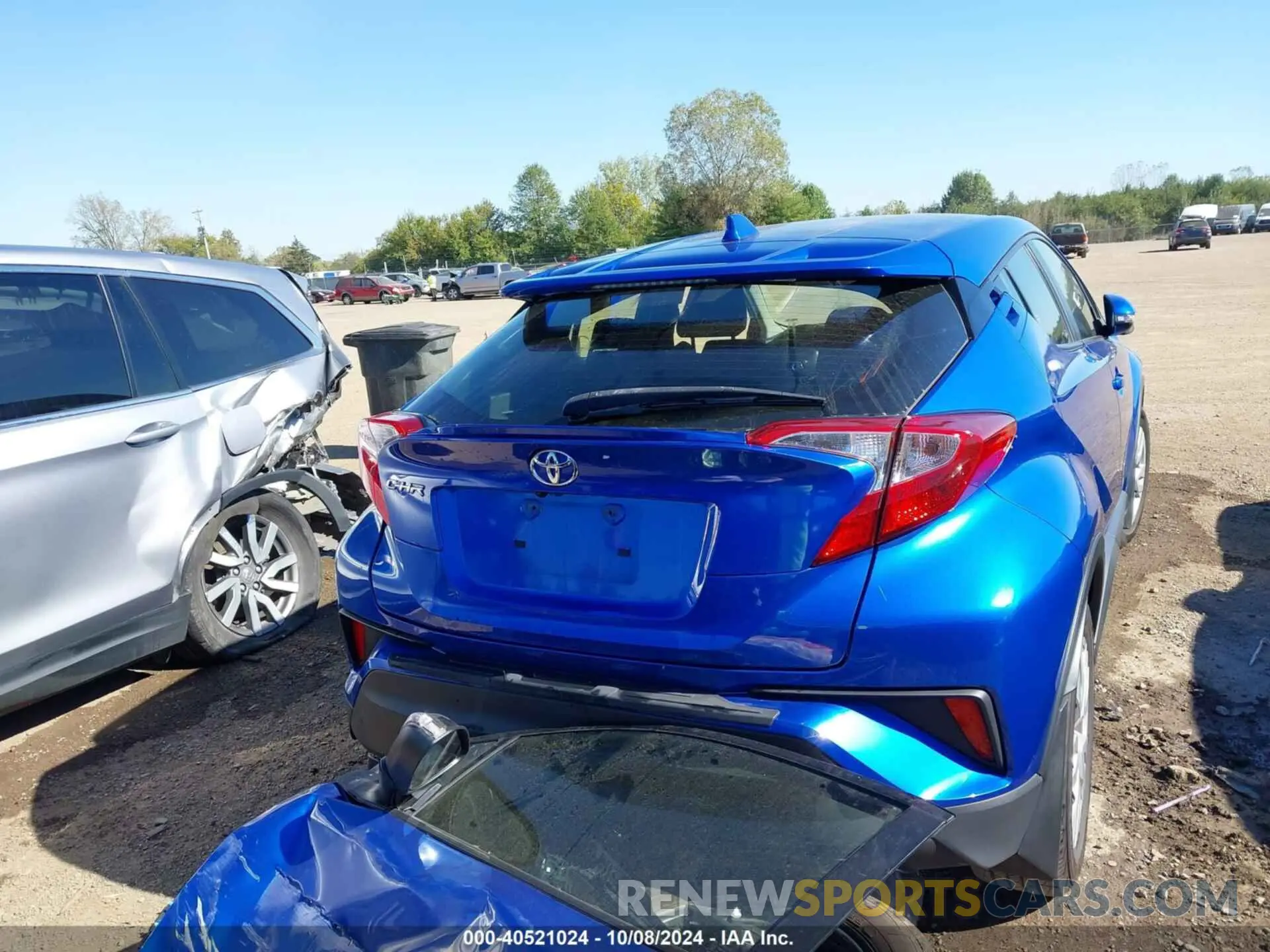 17 Photograph of a damaged car JTNKHMBX0L1069431 TOYOTA C-HR 2020