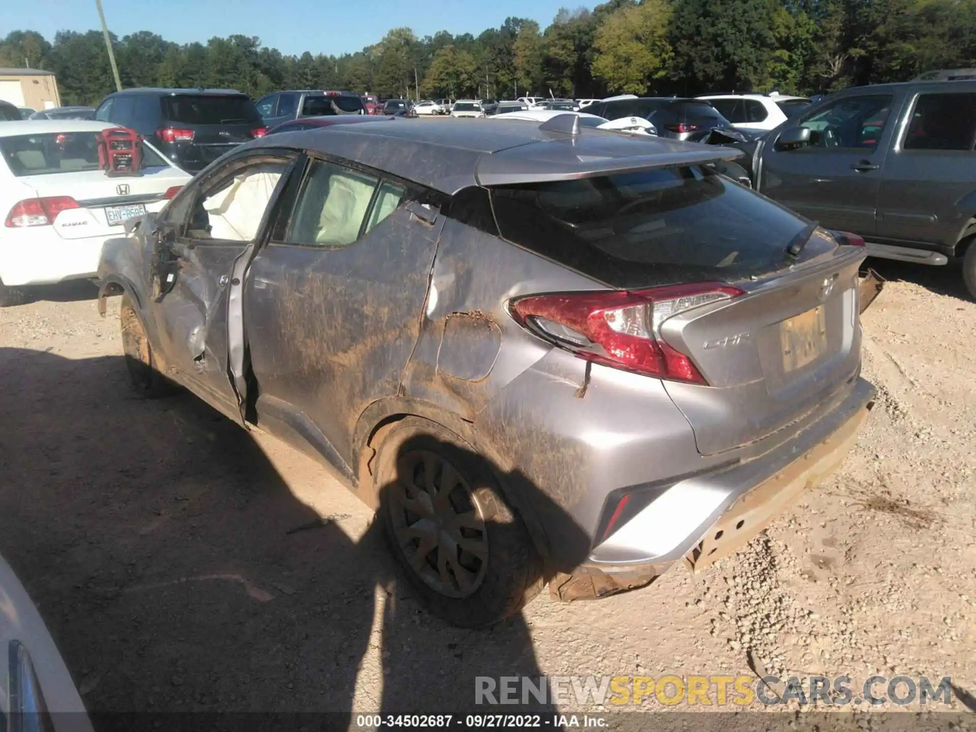 3 Photograph of a damaged car JTNKHMBX0L1073804 TOYOTA C-HR 2020