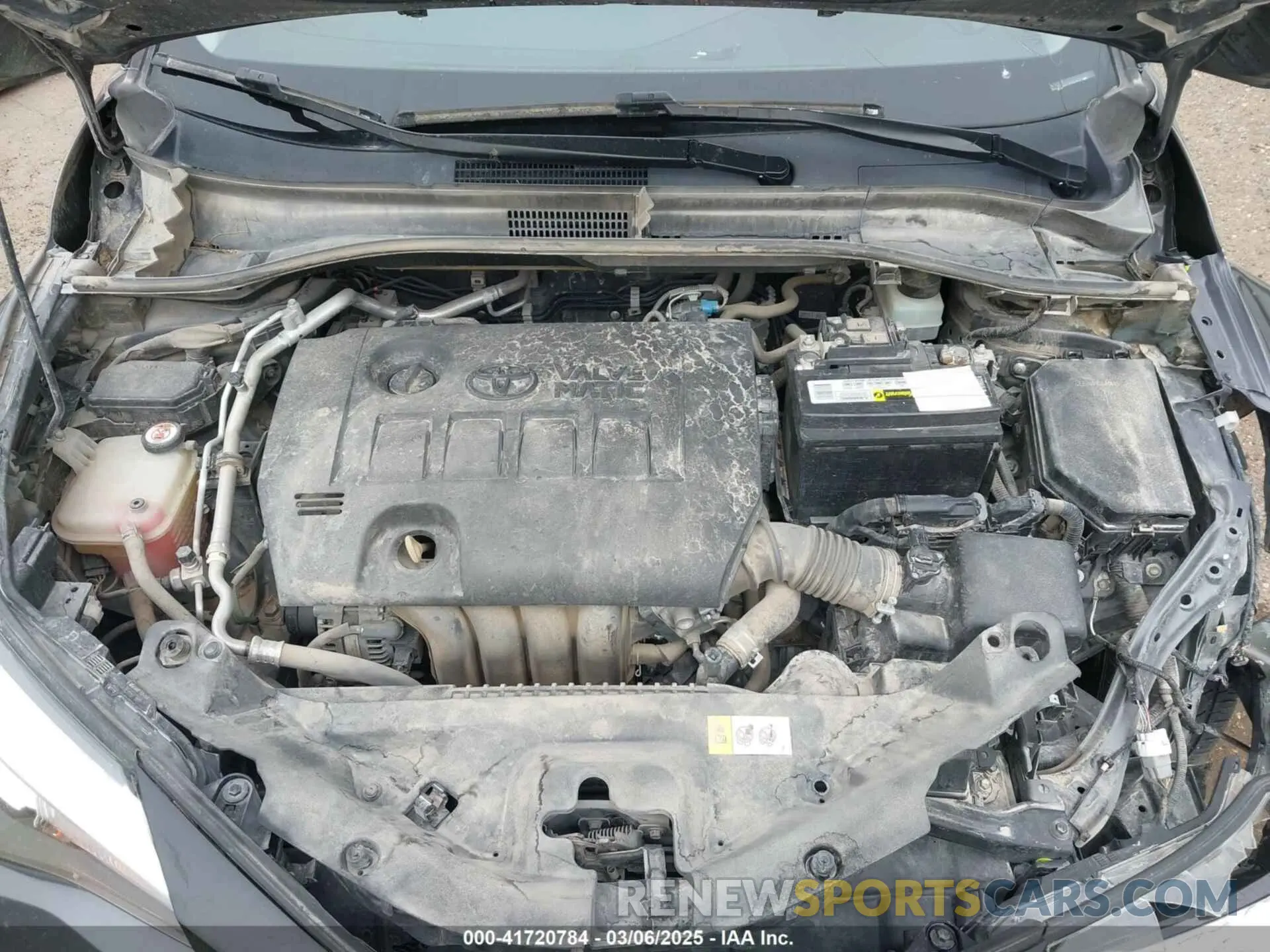 10 Photograph of a damaged car JTNKHMBX0L1073916 TOYOTA C-HR 2020