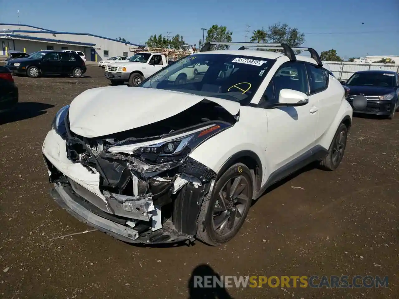 2 Photograph of a damaged car JTNKHMBX0L1074600 TOYOTA C-HR 2020