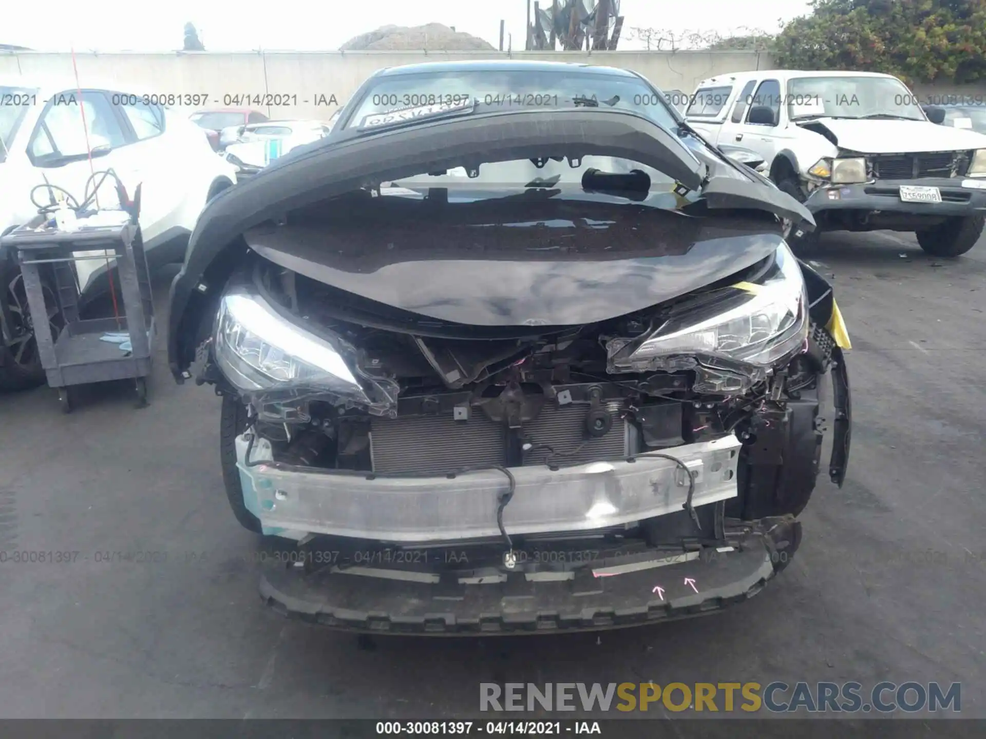 5 Photograph of a damaged car JTNKHMBX0L1074984 TOYOTA C-HR 2020