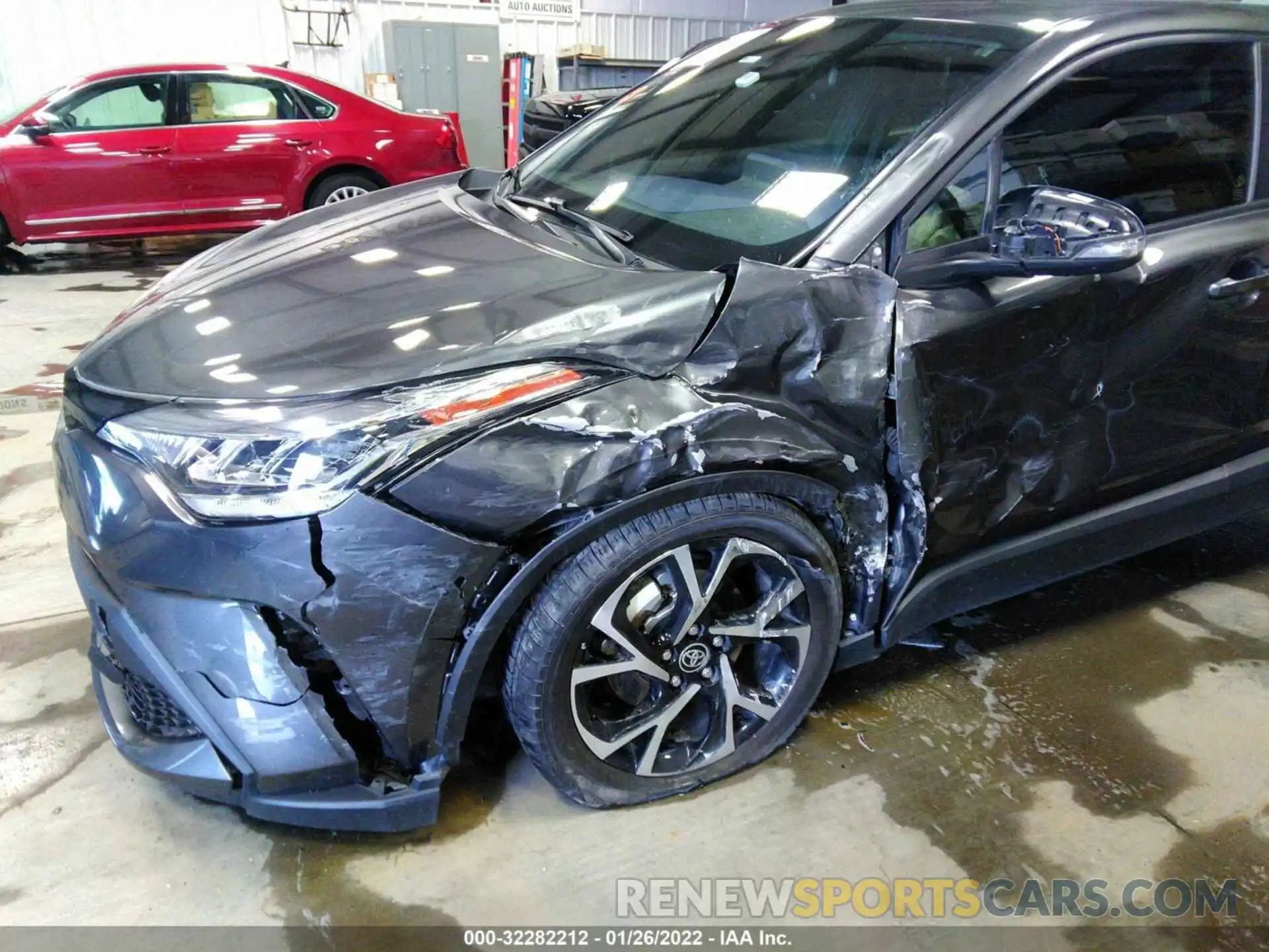 6 Photograph of a damaged car JTNKHMBX0L1082955 TOYOTA C-HR 2020