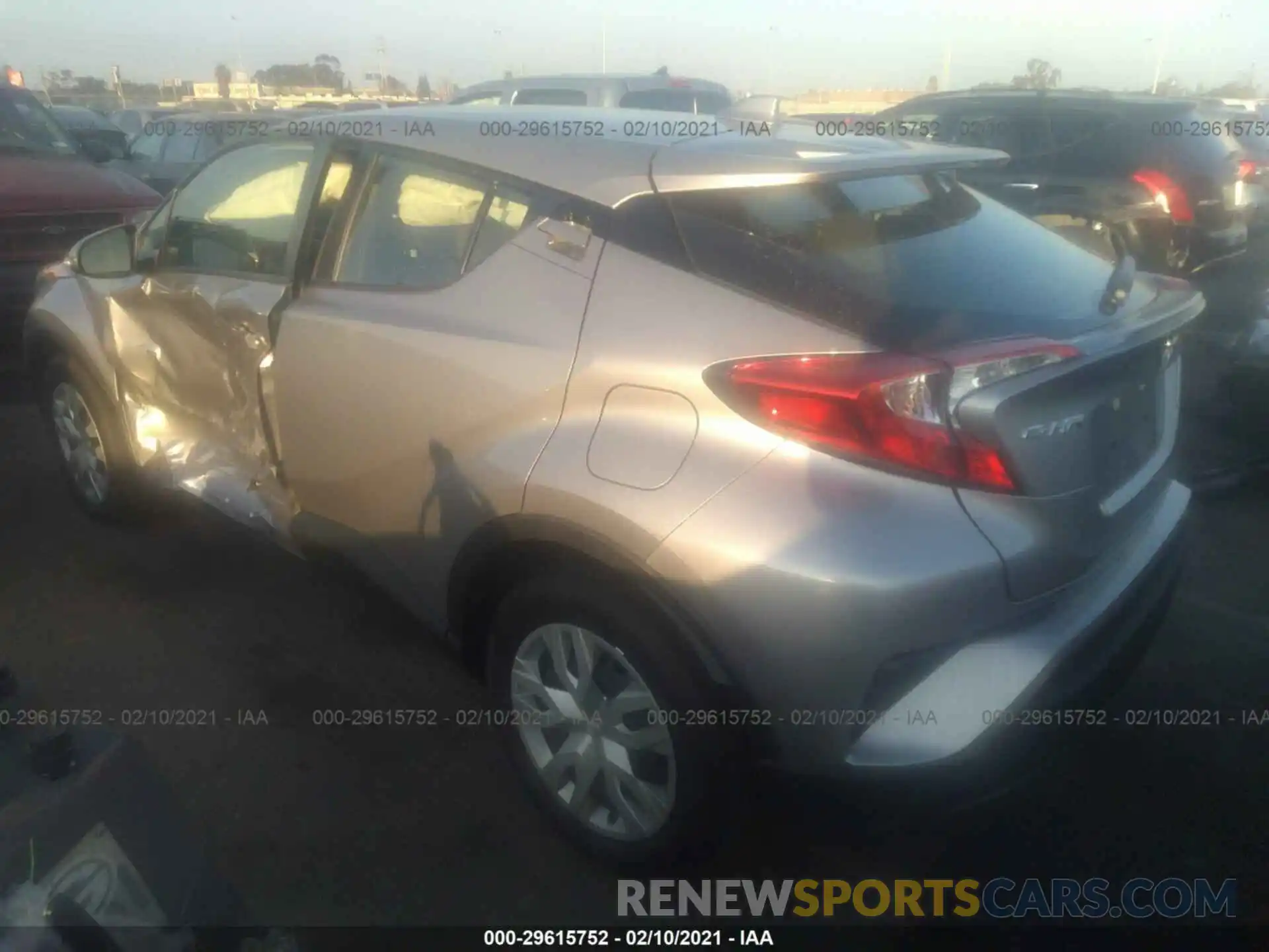 3 Photograph of a damaged car JTNKHMBX0L1087752 TOYOTA C-HR 2020