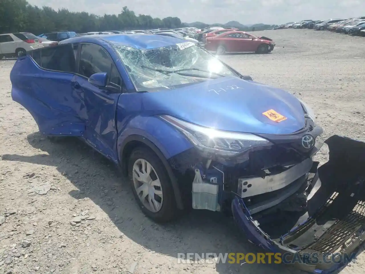 1 Photograph of a damaged car JTNKHMBX0L1089579 TOYOTA C-HR 2020