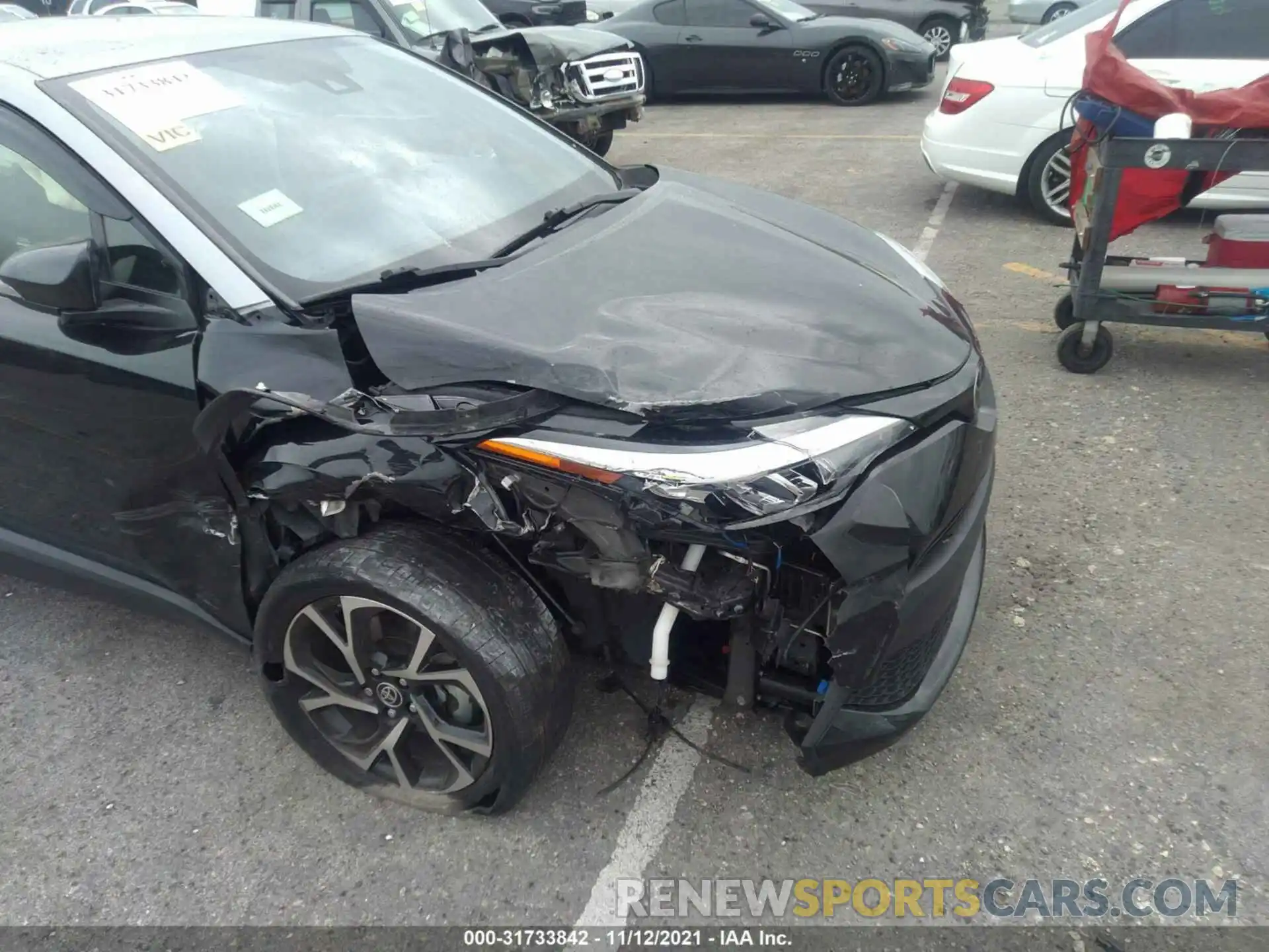 6 Photograph of a damaged car JTNKHMBX0L1092613 TOYOTA C-HR 2020