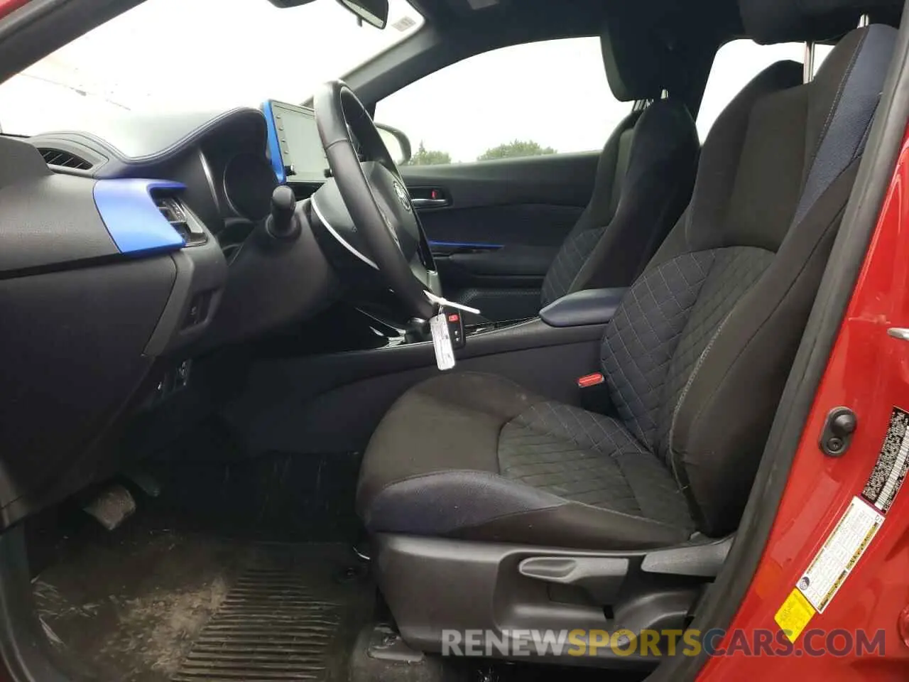 7 Photograph of a damaged car JTNKHMBX1L1070913 TOYOTA C-HR 2020