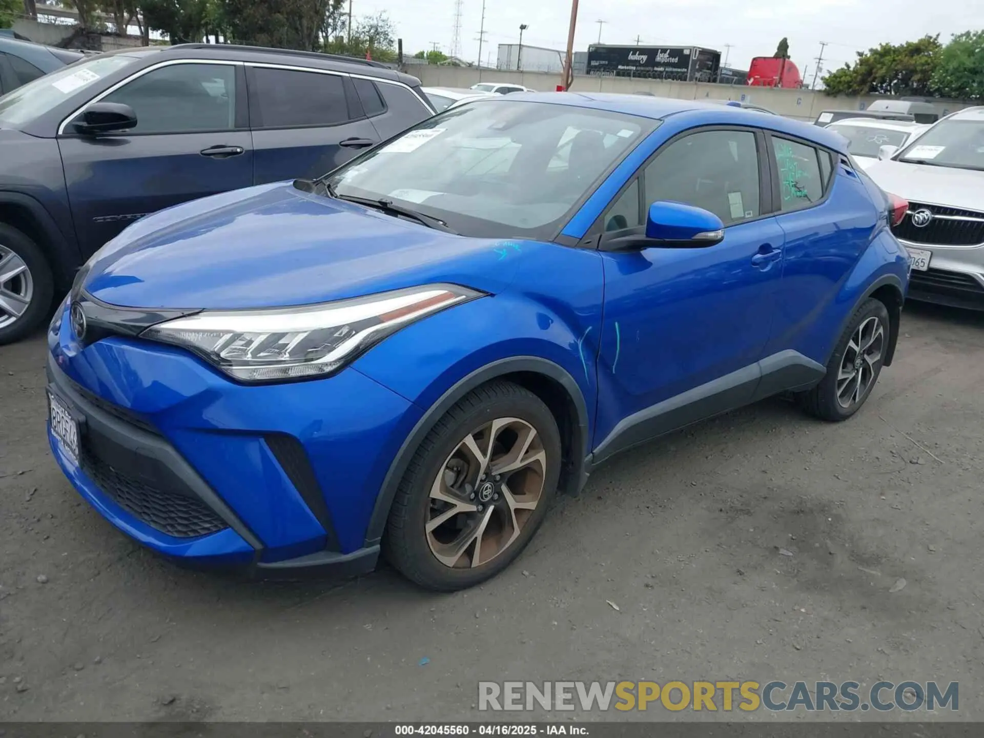 2 Photograph of a damaged car JTNKHMBX1L1077246 TOYOTA C-HR 2020