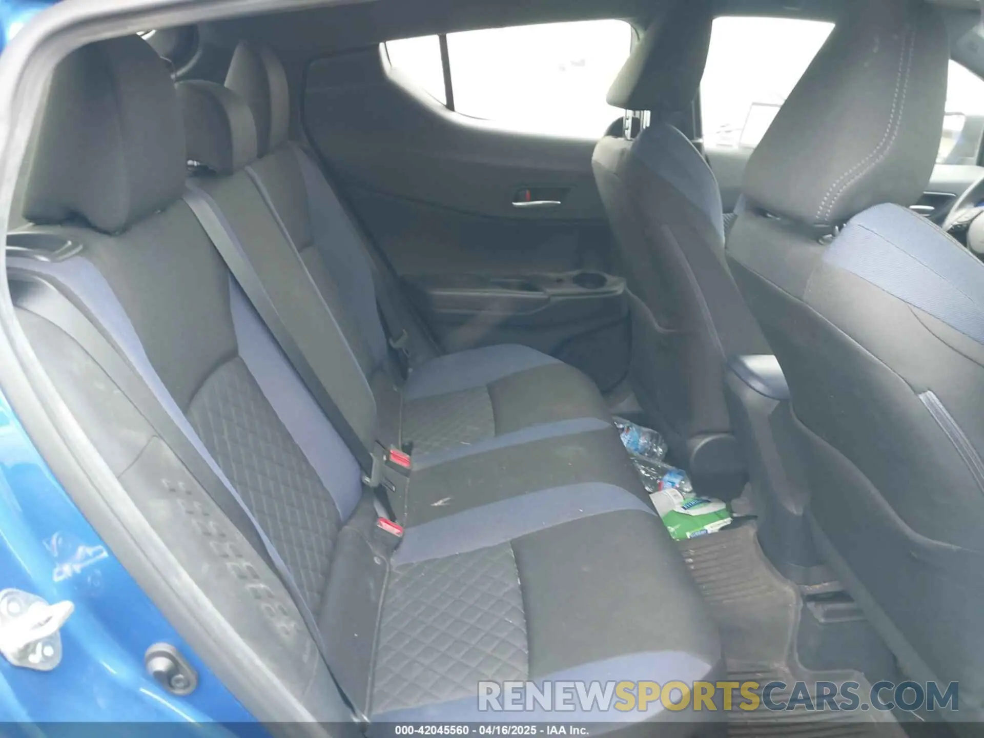 8 Photograph of a damaged car JTNKHMBX1L1077246 TOYOTA C-HR 2020