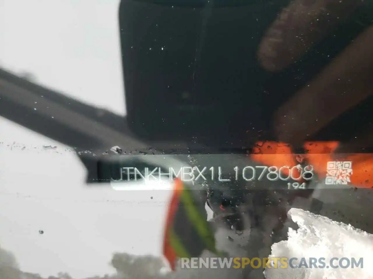 10 Photograph of a damaged car JTNKHMBX1L1078008 TOYOTA C-HR 2020