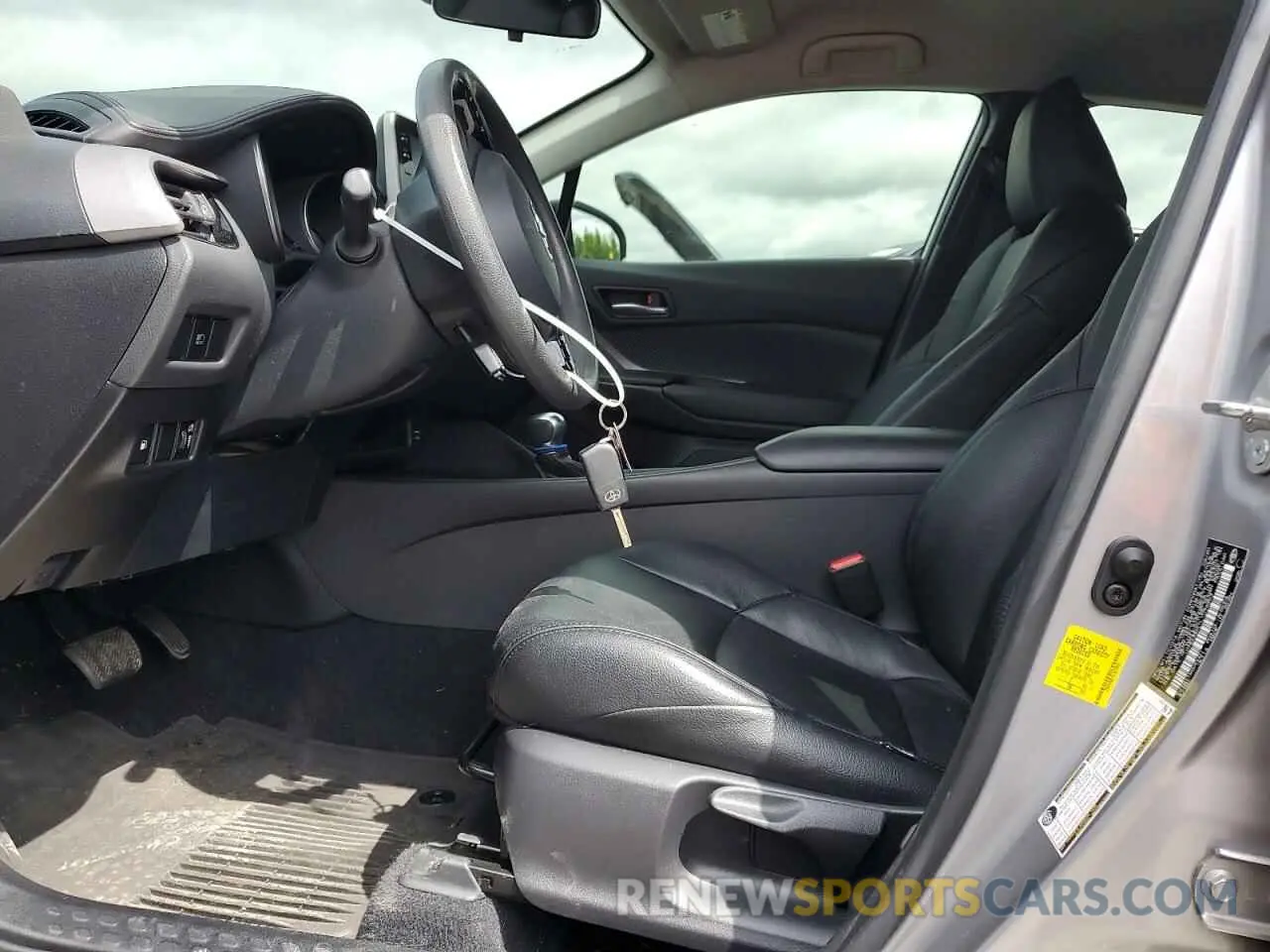 7 Photograph of a damaged car JTNKHMBX1L1078963 TOYOTA C-HR 2020