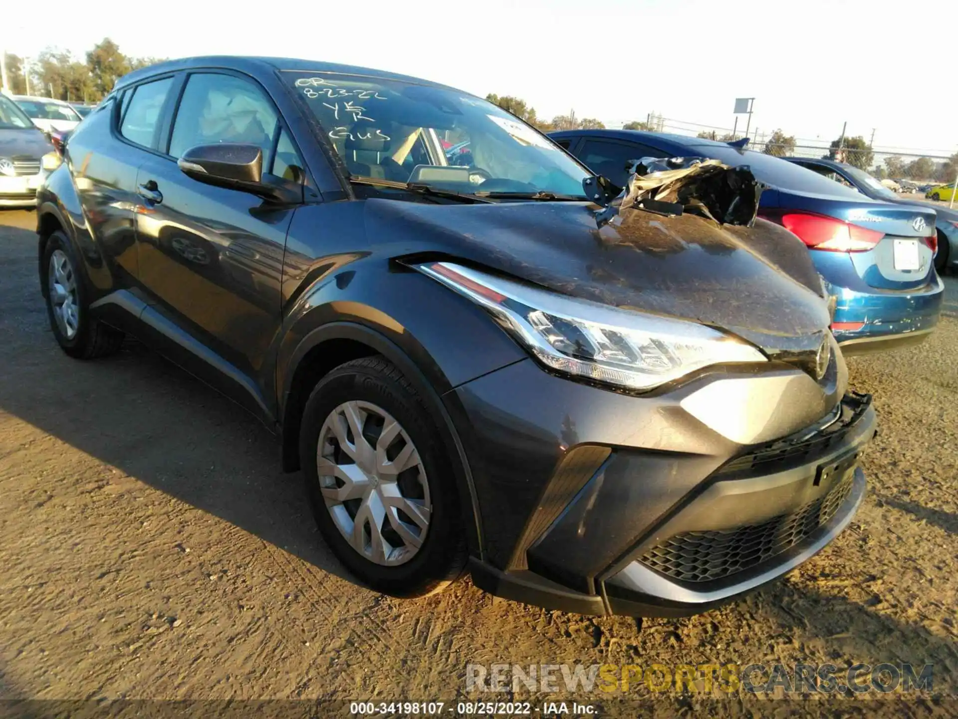 1 Photograph of a damaged car JTNKHMBX1L1090112 TOYOTA C-HR 2020