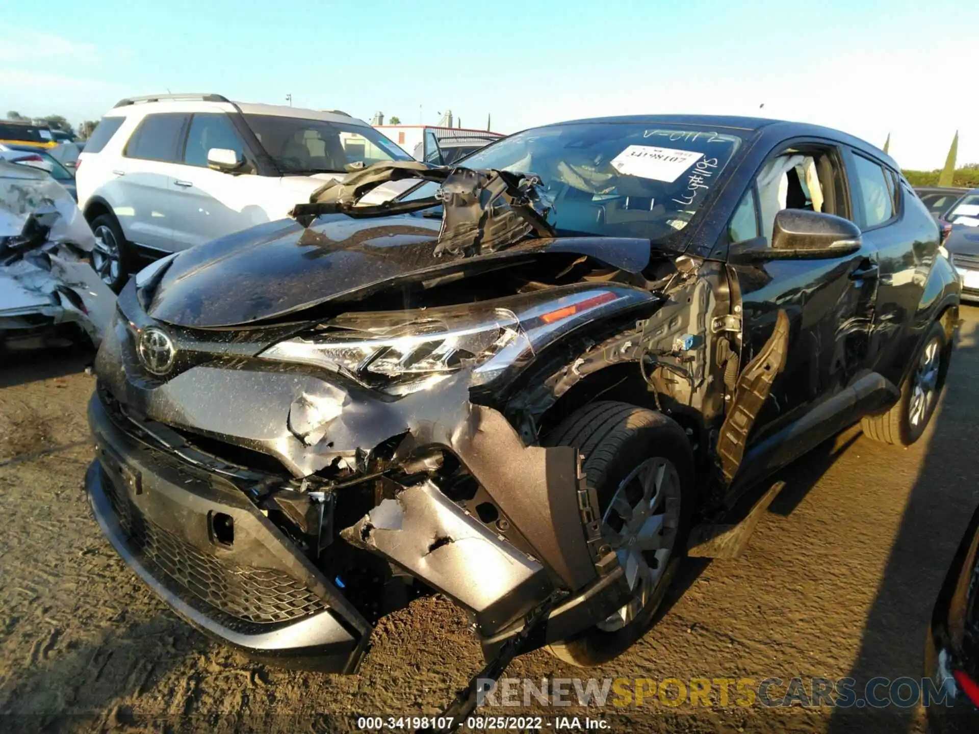 2 Photograph of a damaged car JTNKHMBX1L1090112 TOYOTA C-HR 2020