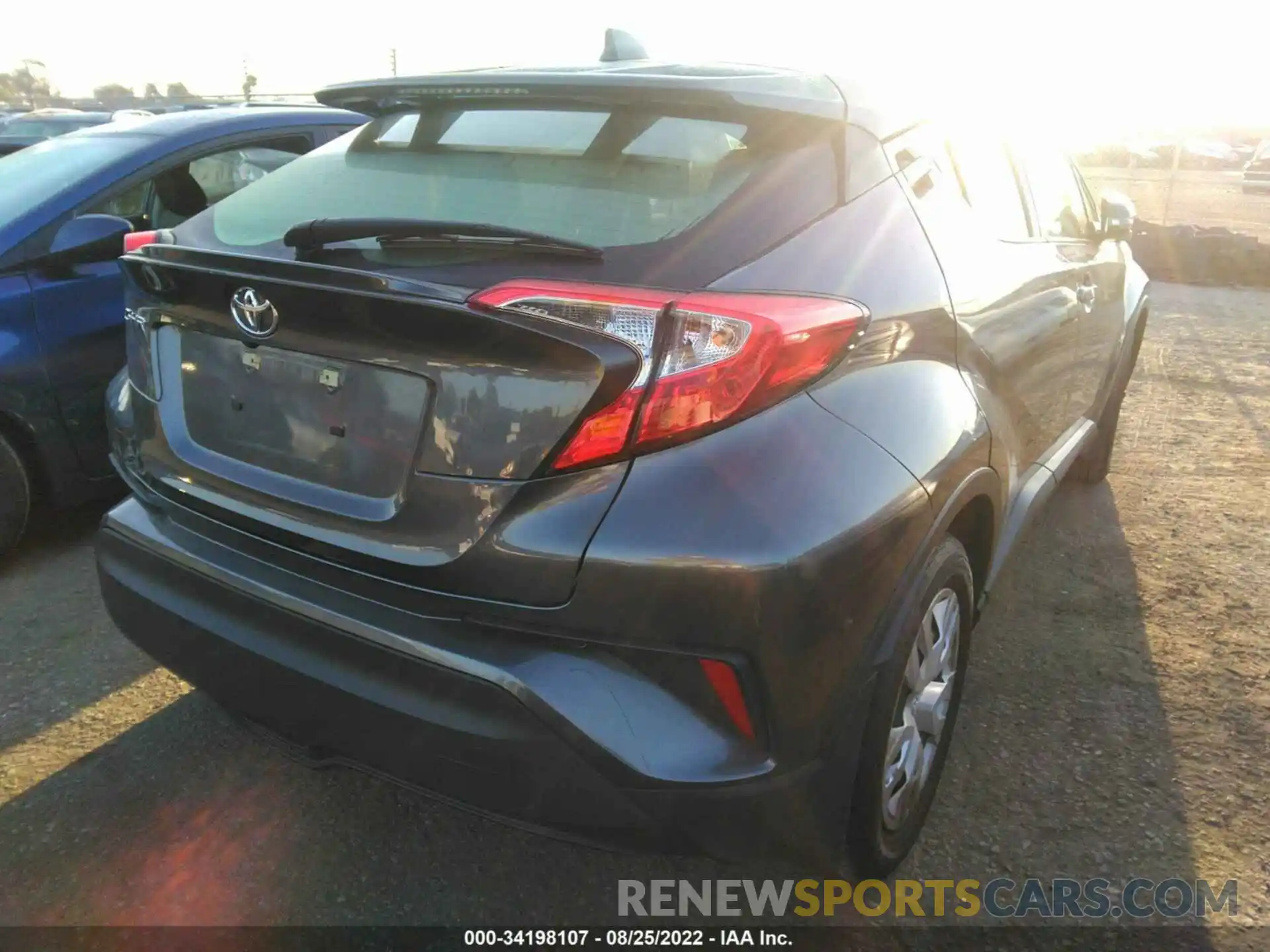 4 Photograph of a damaged car JTNKHMBX1L1090112 TOYOTA C-HR 2020