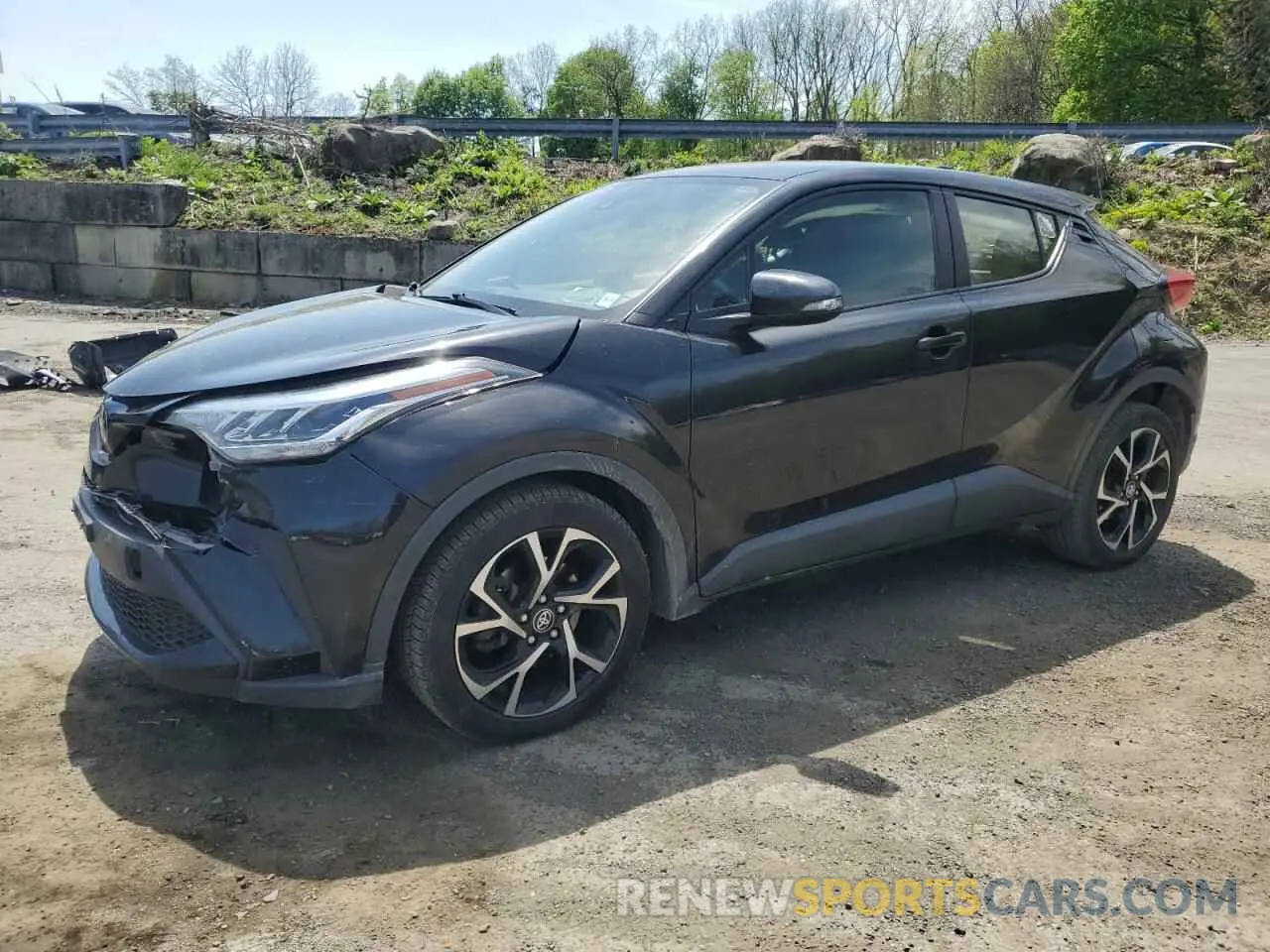 1 Photograph of a damaged car JTNKHMBX1L1093317 TOYOTA C-HR 2020