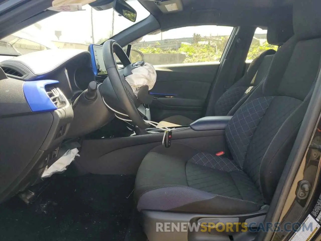 7 Photograph of a damaged car JTNKHMBX1L1093317 TOYOTA C-HR 2020