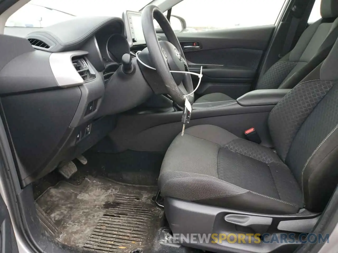 7 Photograph of a damaged car JTNKHMBX2L1062867 TOYOTA C-HR 2020